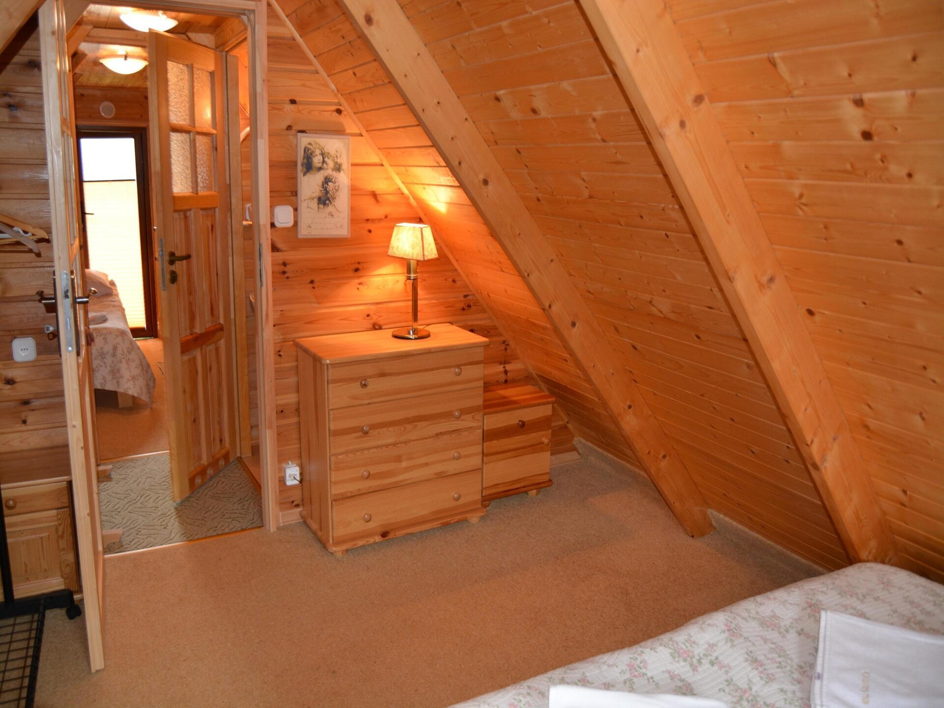 Vrijstaand vakantiehuis voor 5 in bosrijke omgeving, 400m van strand Sarbinowo - foto 11