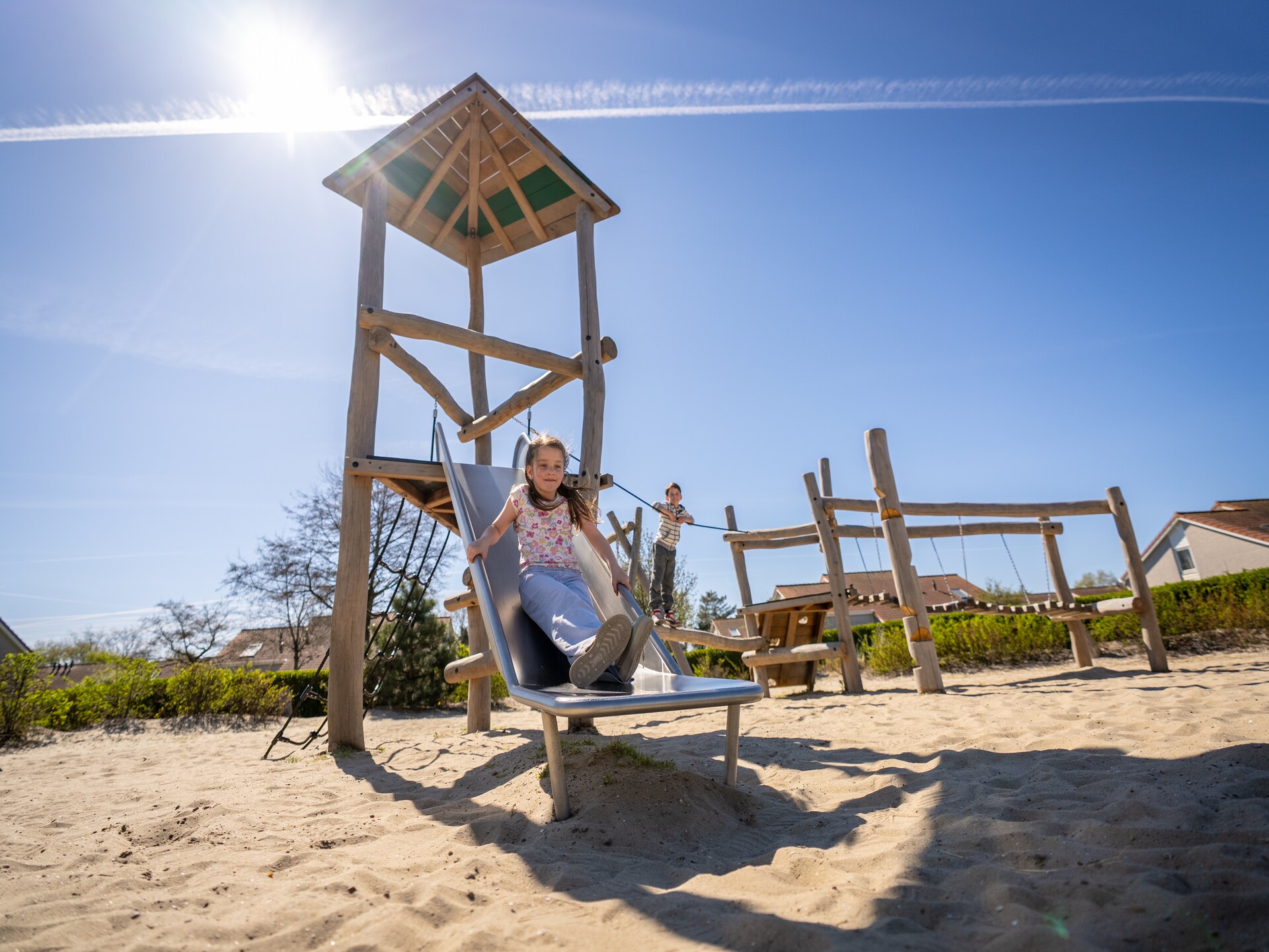 Halfvrijstaande familiebungalow op 9 minuten fietsen van Renesse strand - foto 17