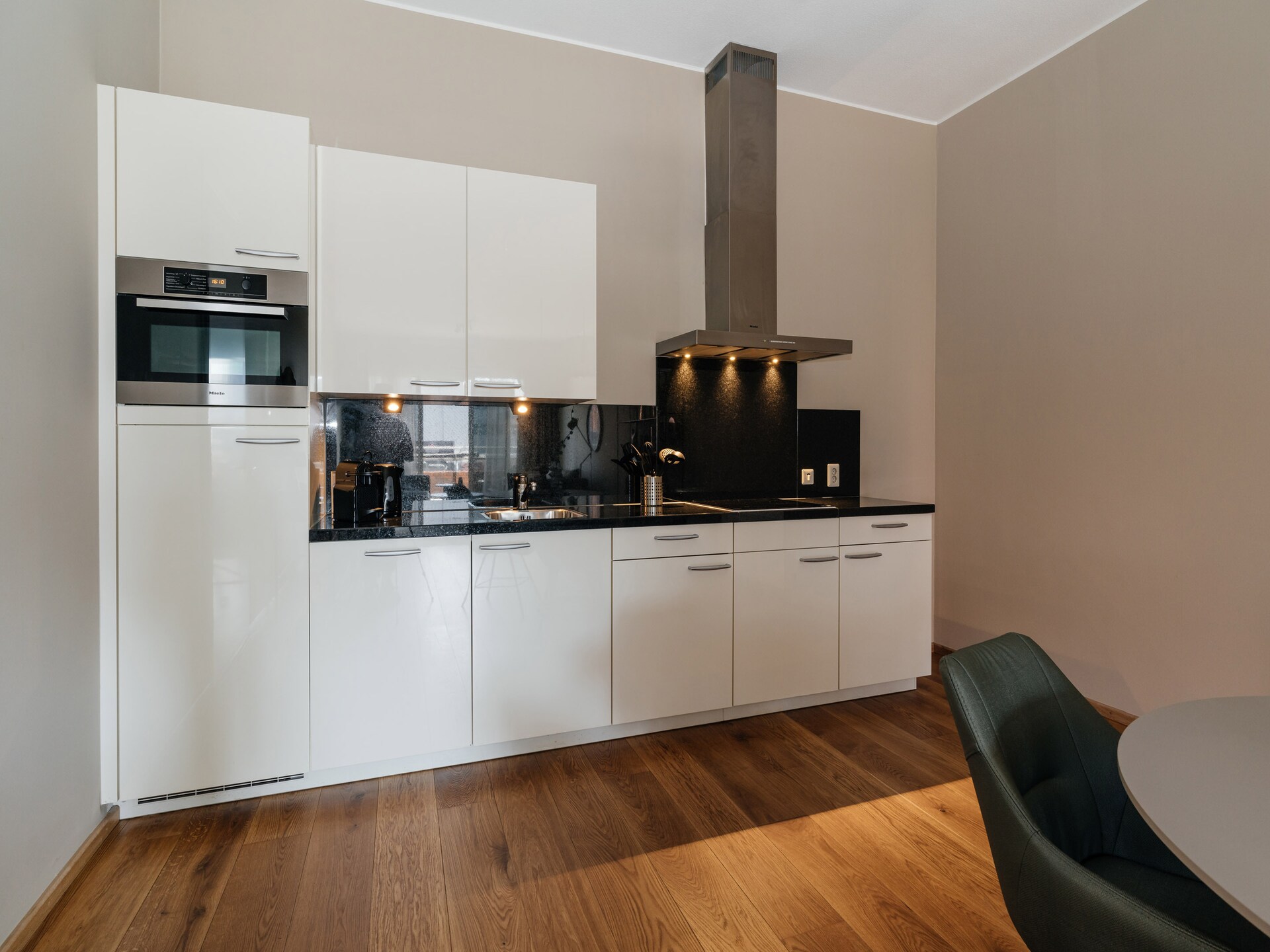Luxe appartement met zeezicht in Scheveningen Harbour - foto 3