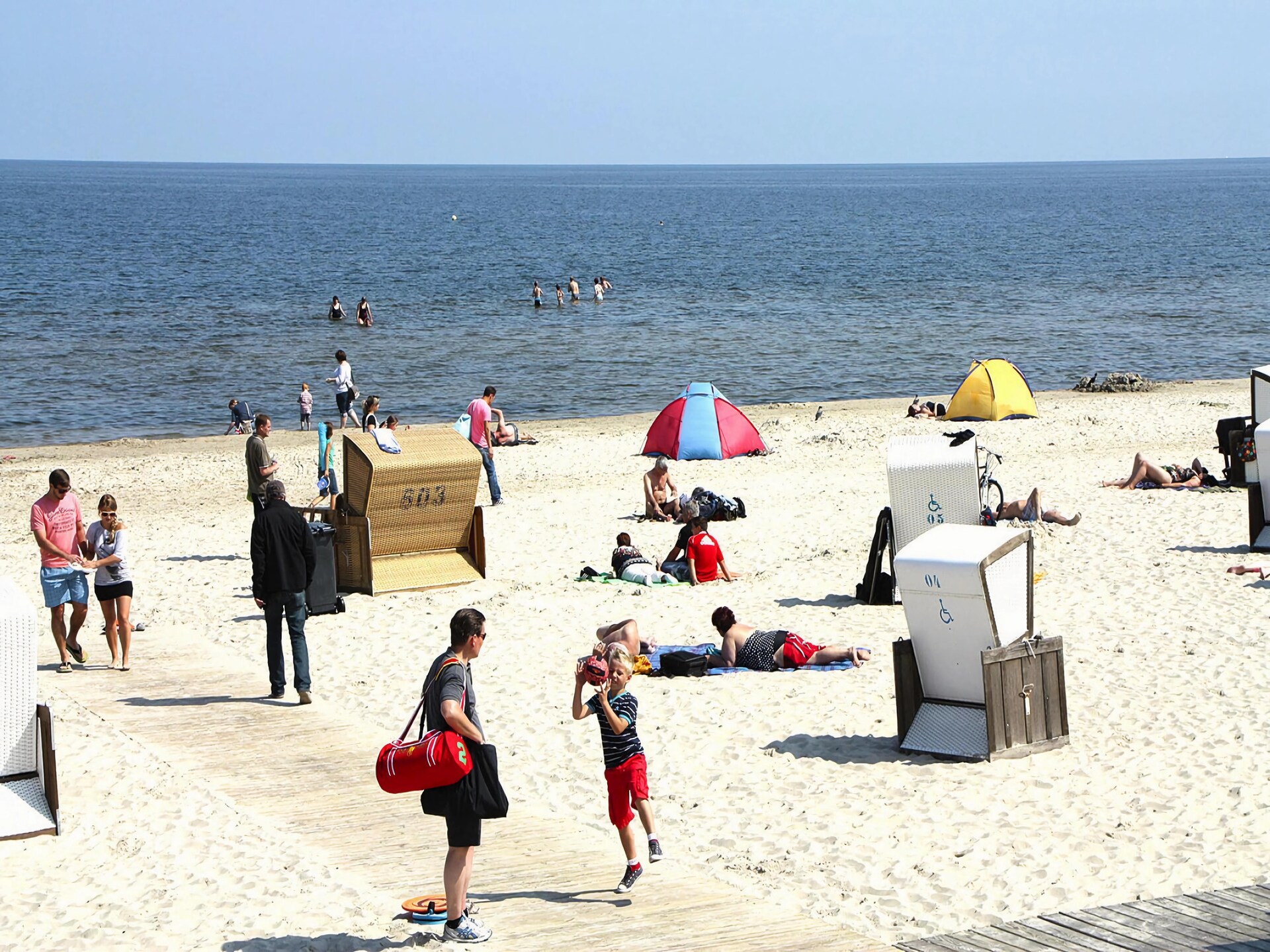 Vrijstaand vakantiehuis met open haard en jachthavenzicht in Peenemünde - foto 17