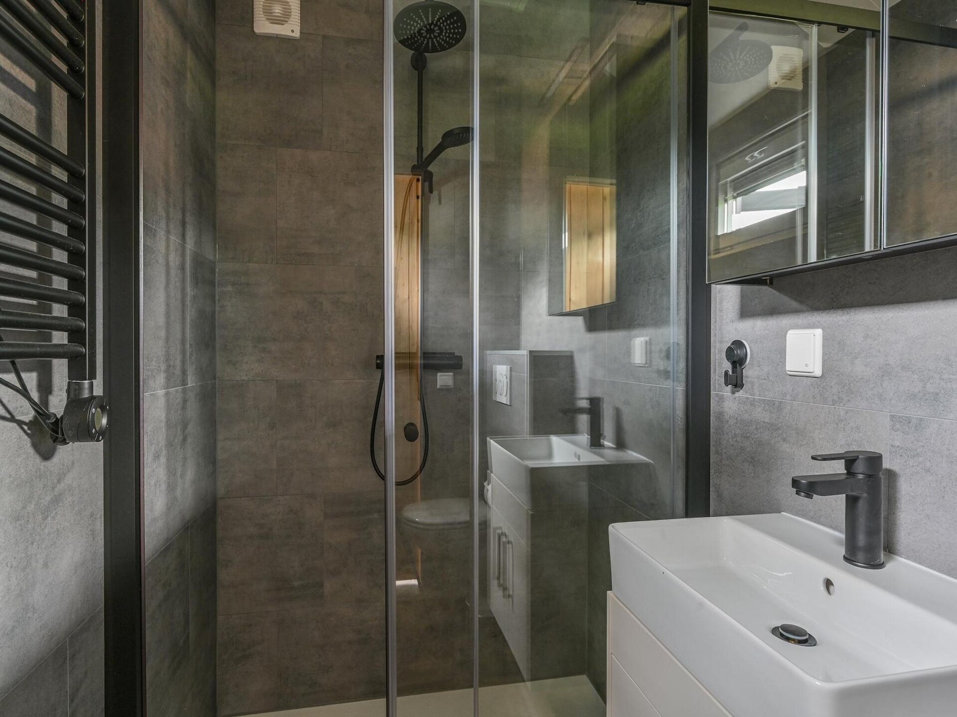 Modern chalet aan parkrand met vrij uitzicht in Hoogersmilde - foto 12