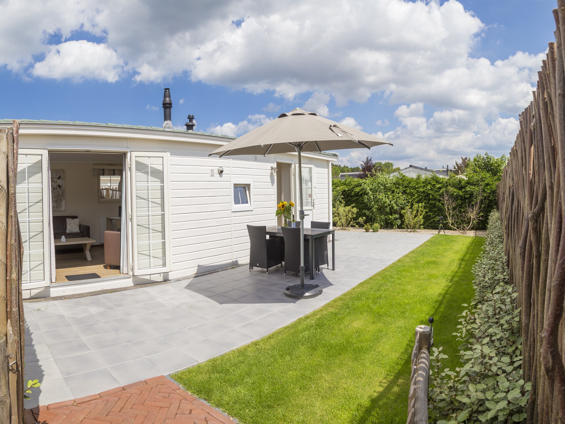 Knus strandchalet met omheinde tuin, hondenklaar bij Noordwijk aan Zee - foto 9