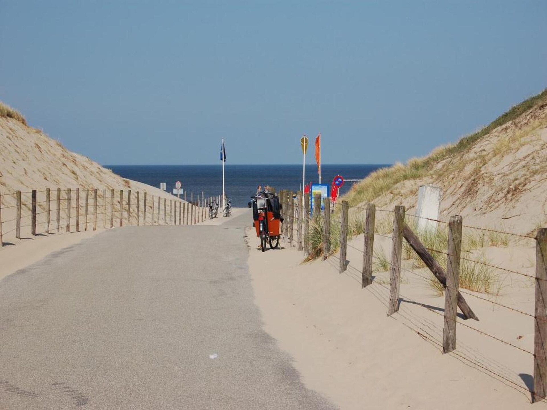 Knus strandchalet met omheinde tuin, hondenklaar bij Noordwijk aan Zee - foto 38