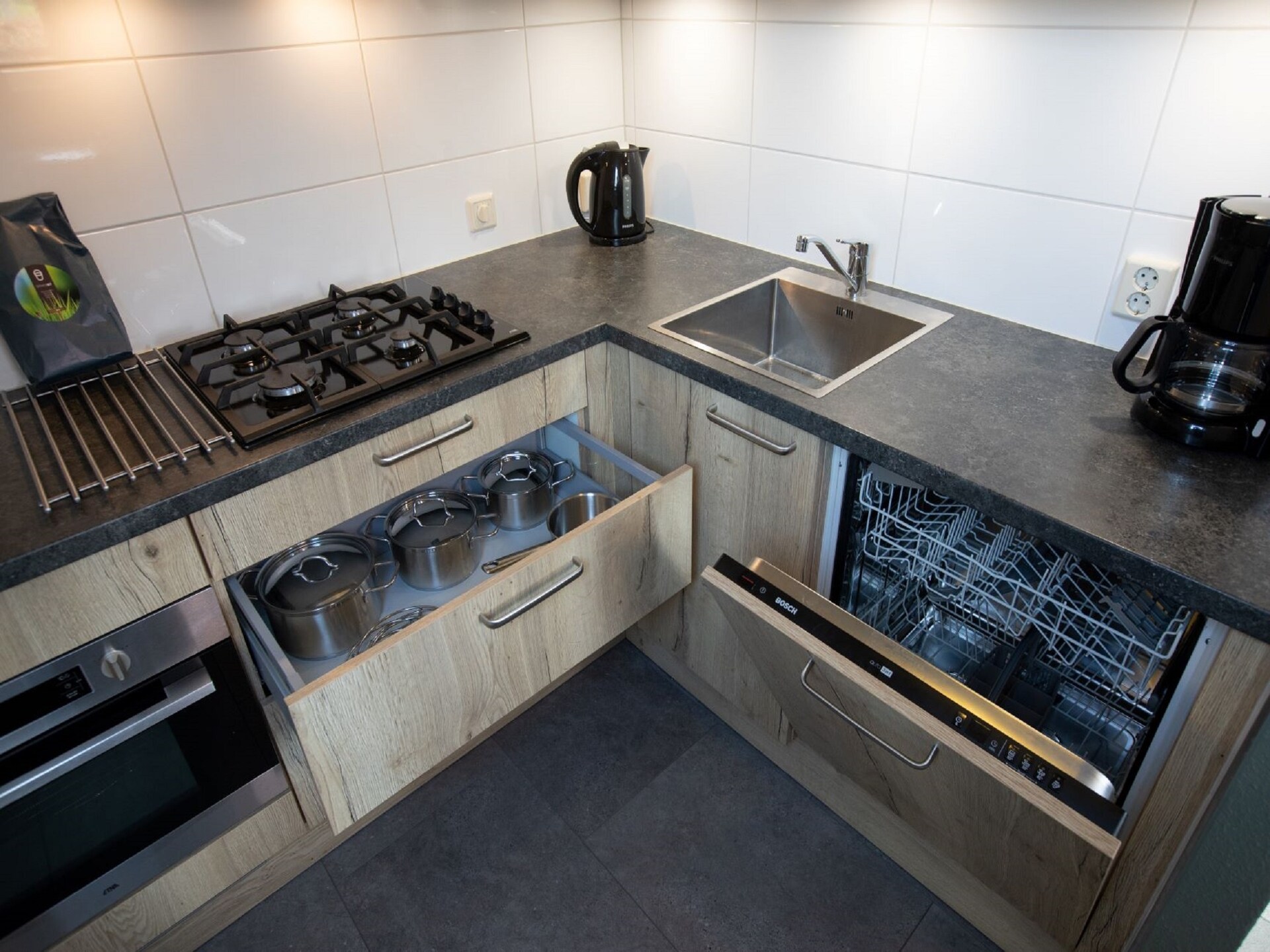Vrijstaande bungalow in bosrijk Plasmolen, ideaal voor natuurliefhebbers - foto 10