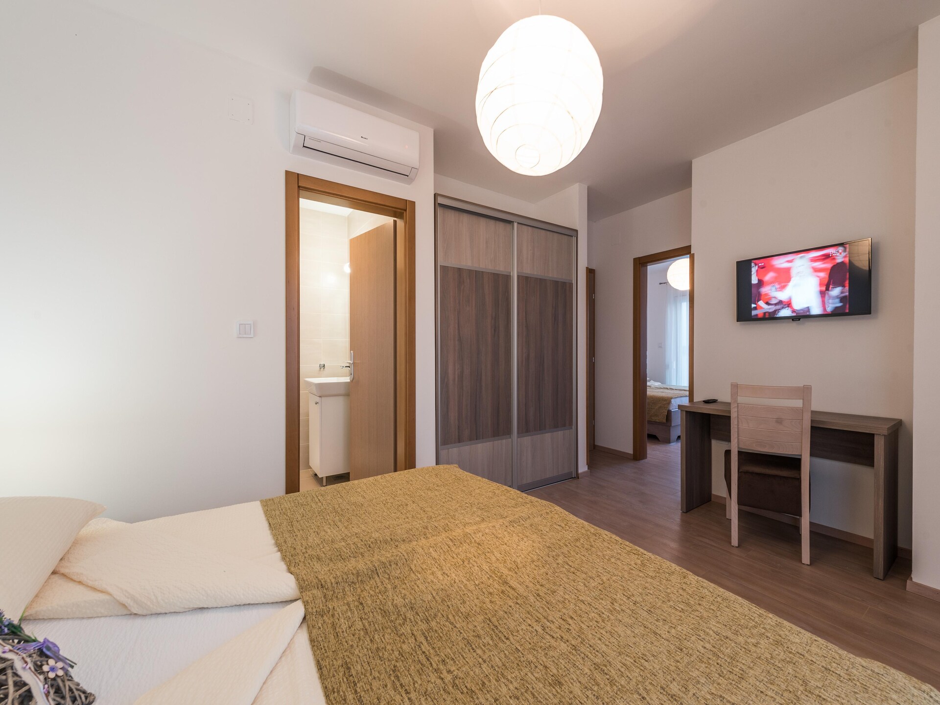 Ruime villa voor 8 personen met privétuin nabij Zadar en op 5 km van strand - foto 20