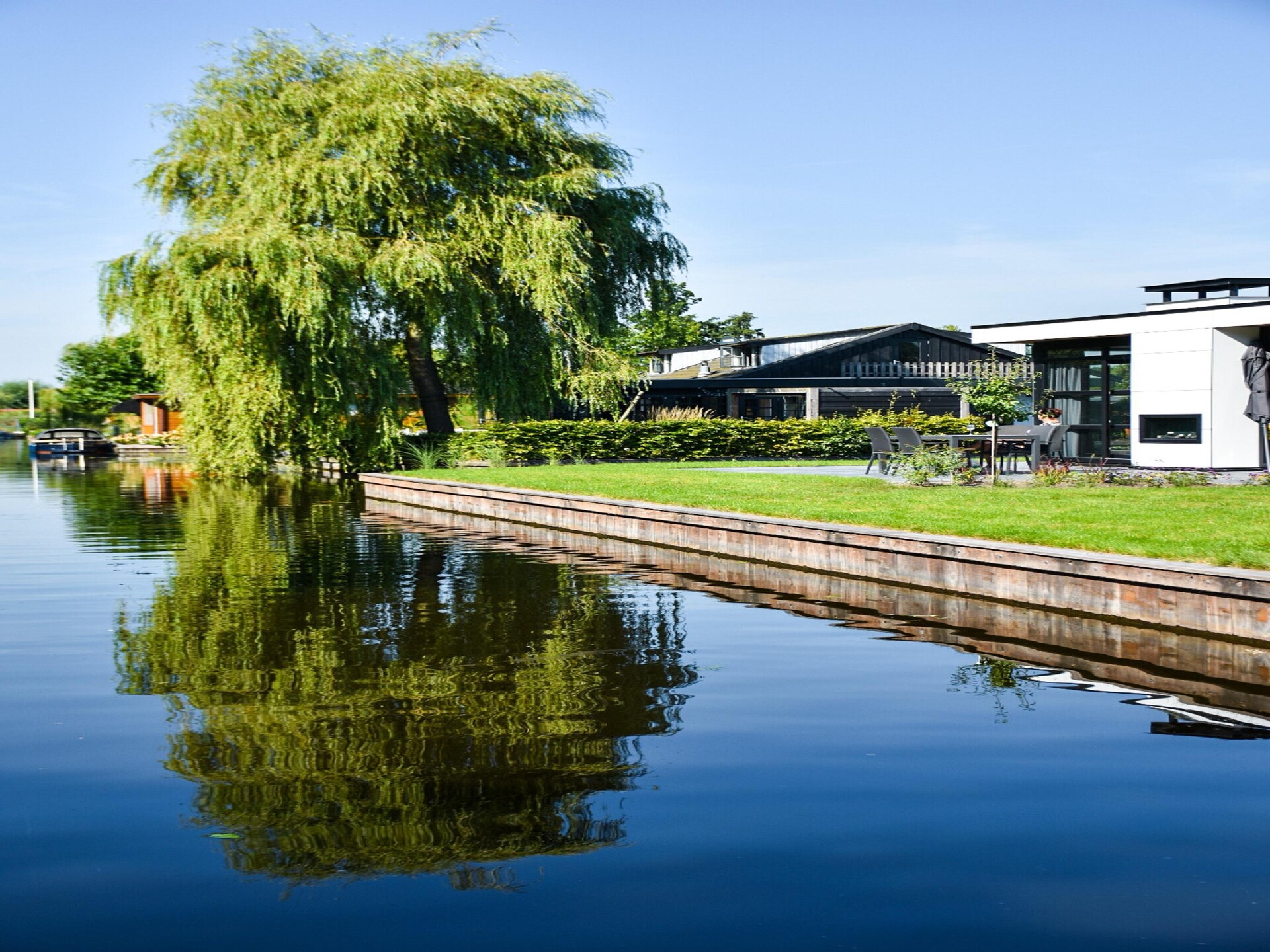Luxe vrijstaand waterhuis voor 6 personen aan de Loosdrechtse Plassen - foto 8