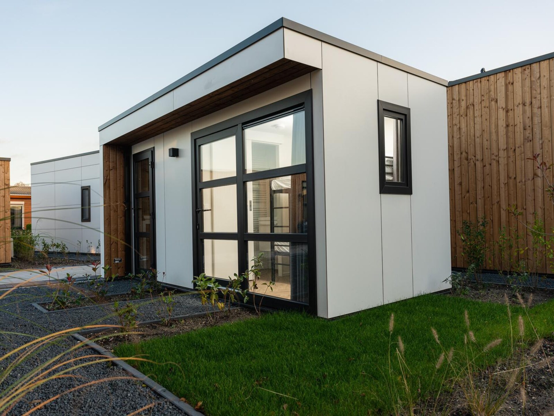 Modern vakantiehuis aan het water in Nieuw-Loosdrecht voor 6 personen - foto 58