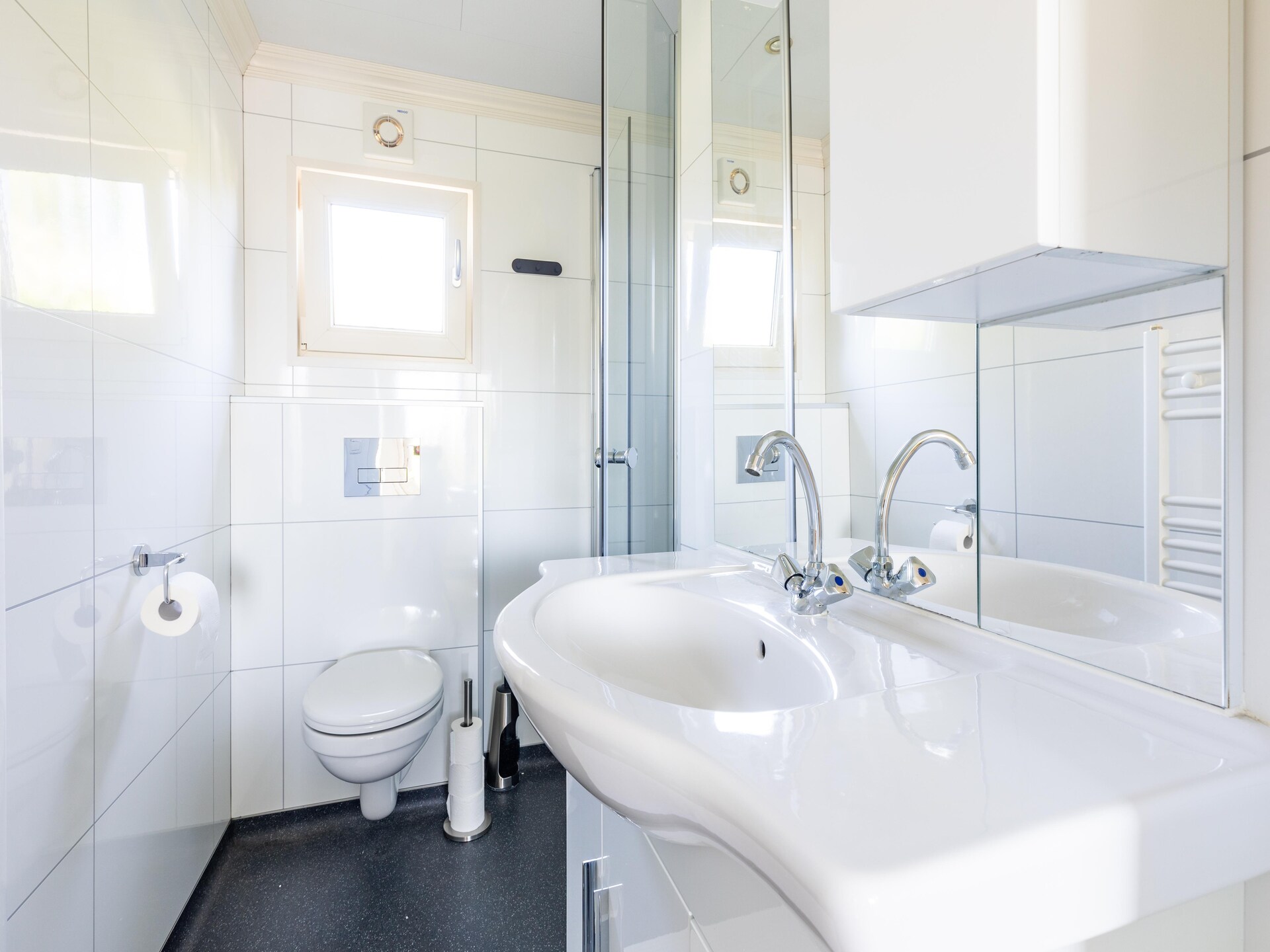Modern chalet op centrale locatie in Veldhoven, ideaal voor gezin of stel - foto 12