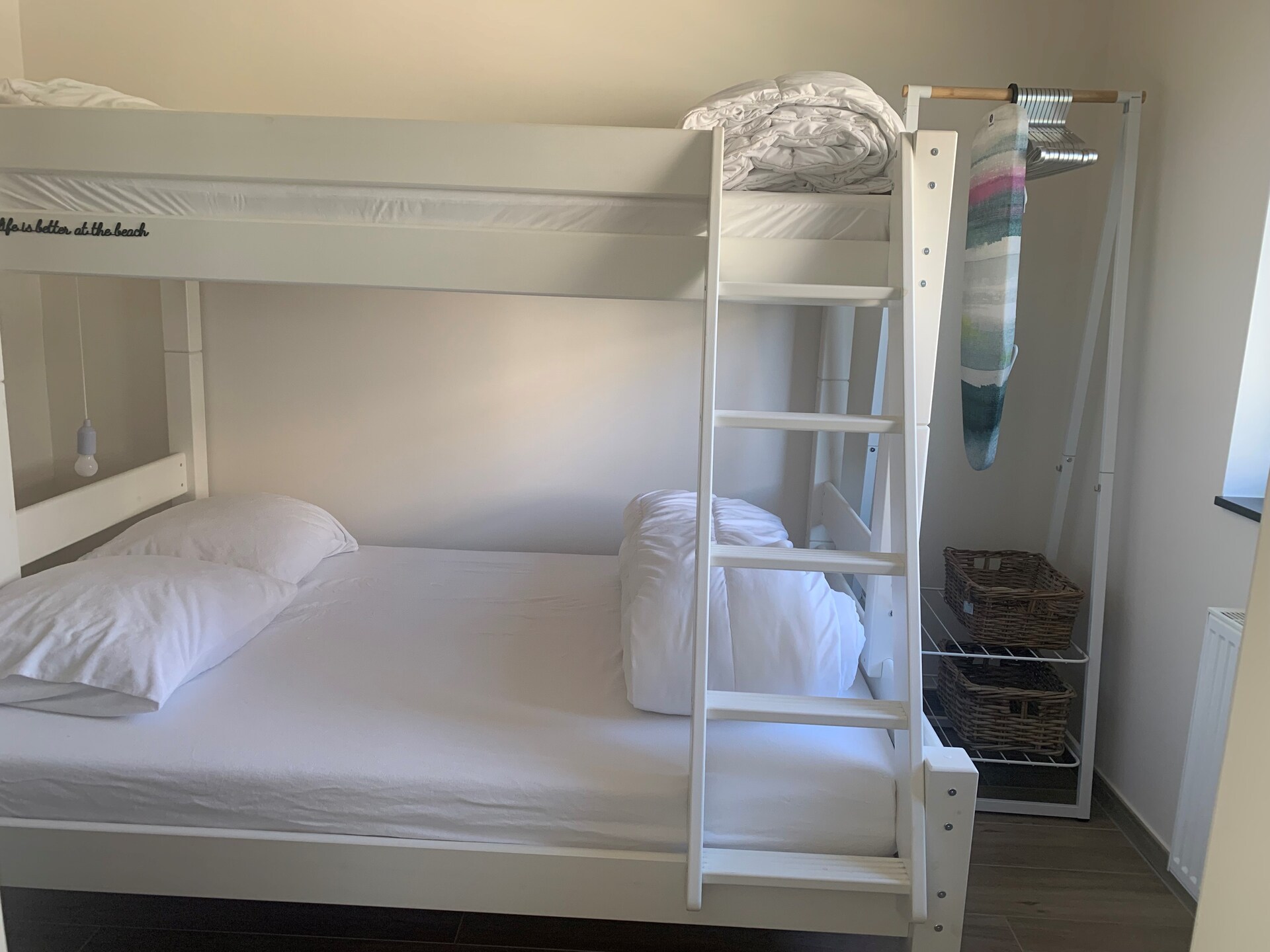 Licht appartement aan de golfbaan met duinzicht en 2 badkamers - foto 3