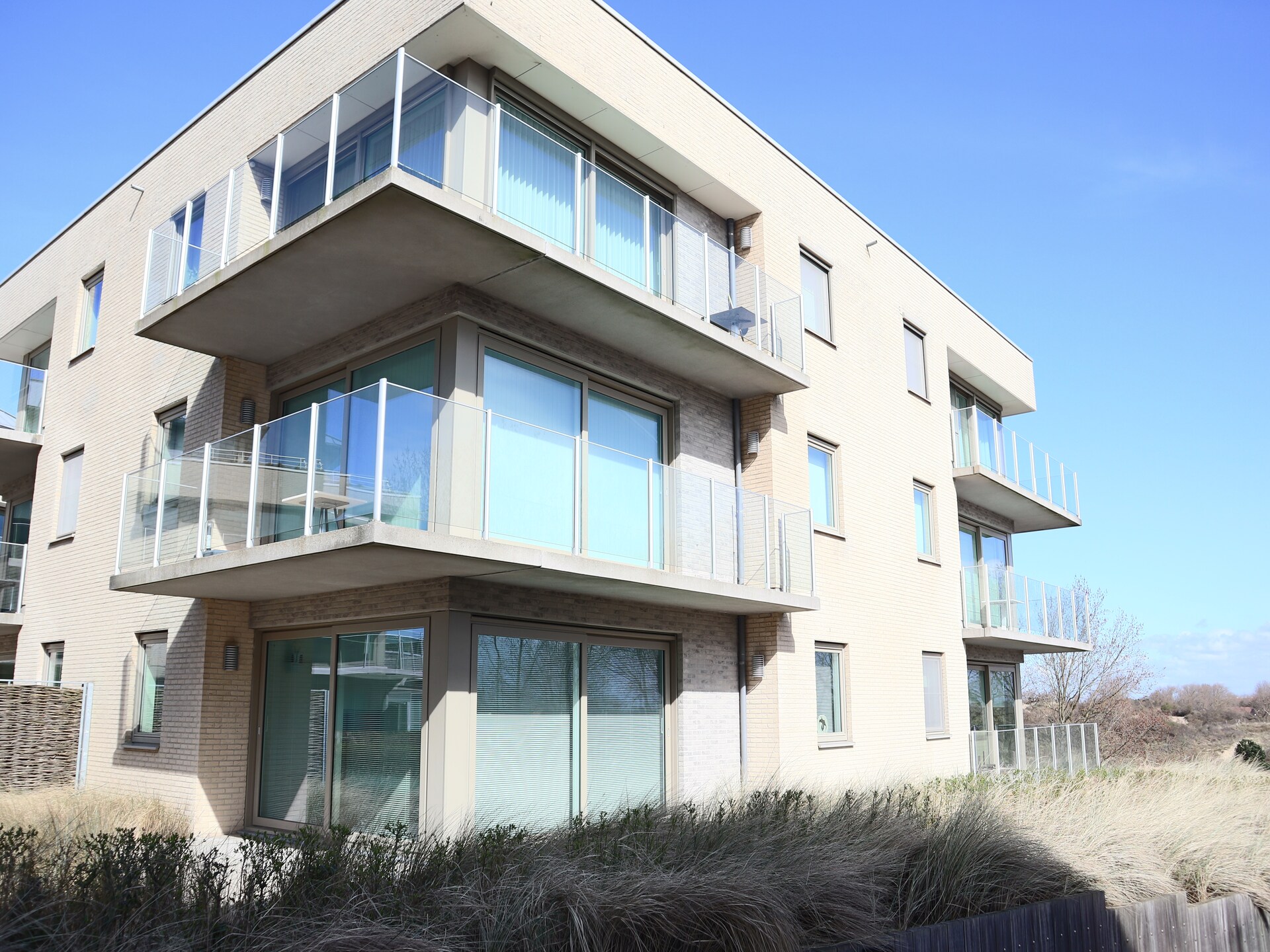 Licht appartement aan de golfbaan met duinzicht en 2 badkamers - foto 10