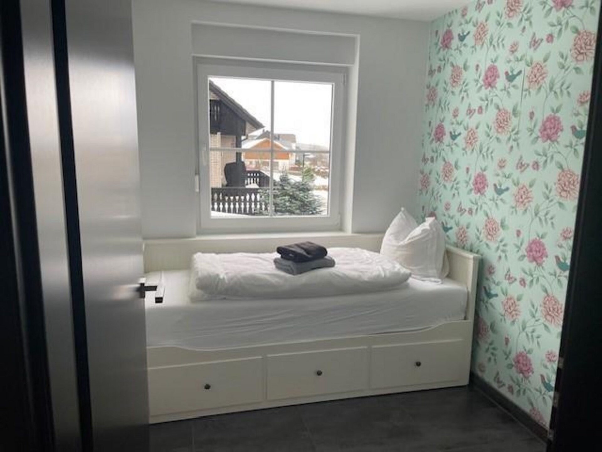 Ruim 7-persoons appartement met 4 slaapkamers, vlakbij de piste - foto 11