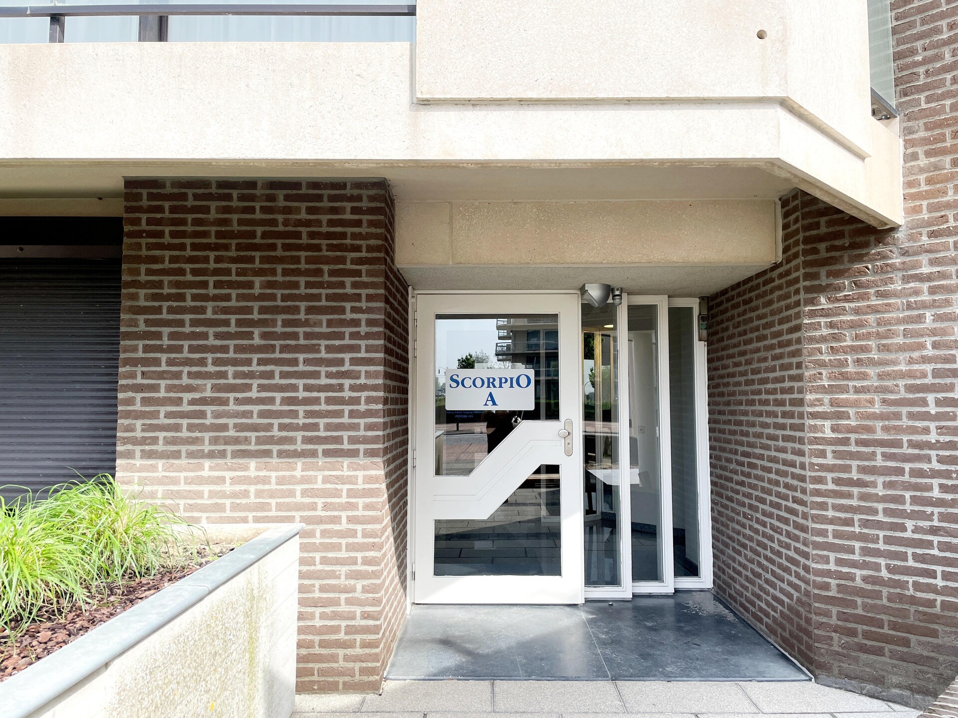 Zonovergoten appartement aan de zeewering van Nieuwpoort met terras - foto 12