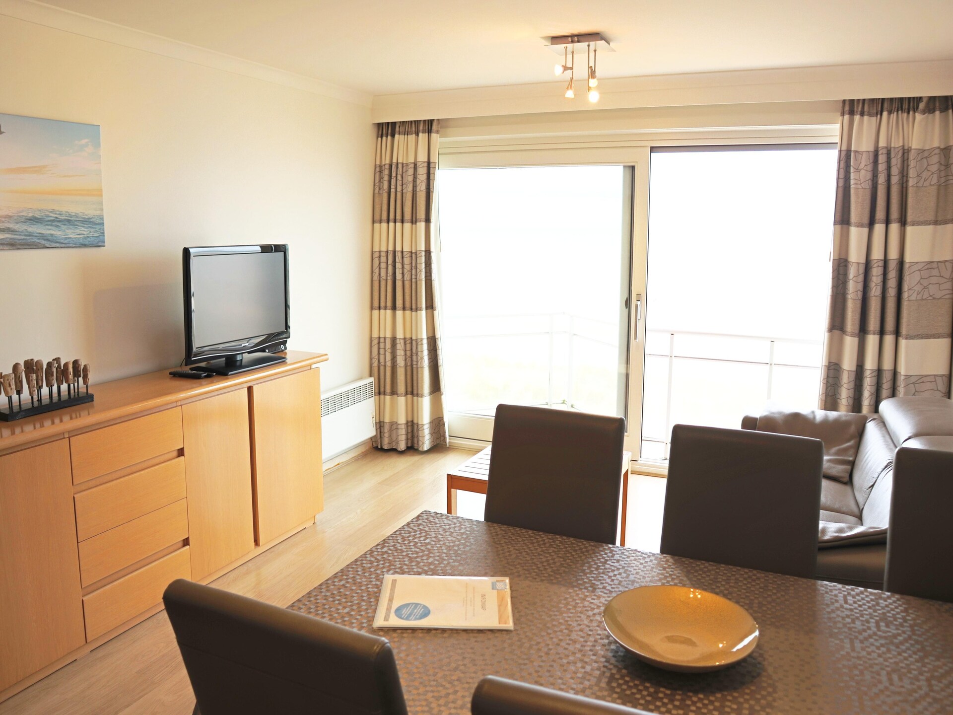 Knus appartement aan de zeewering met zeezicht in Nieuwpoort voor 6 - foto 3