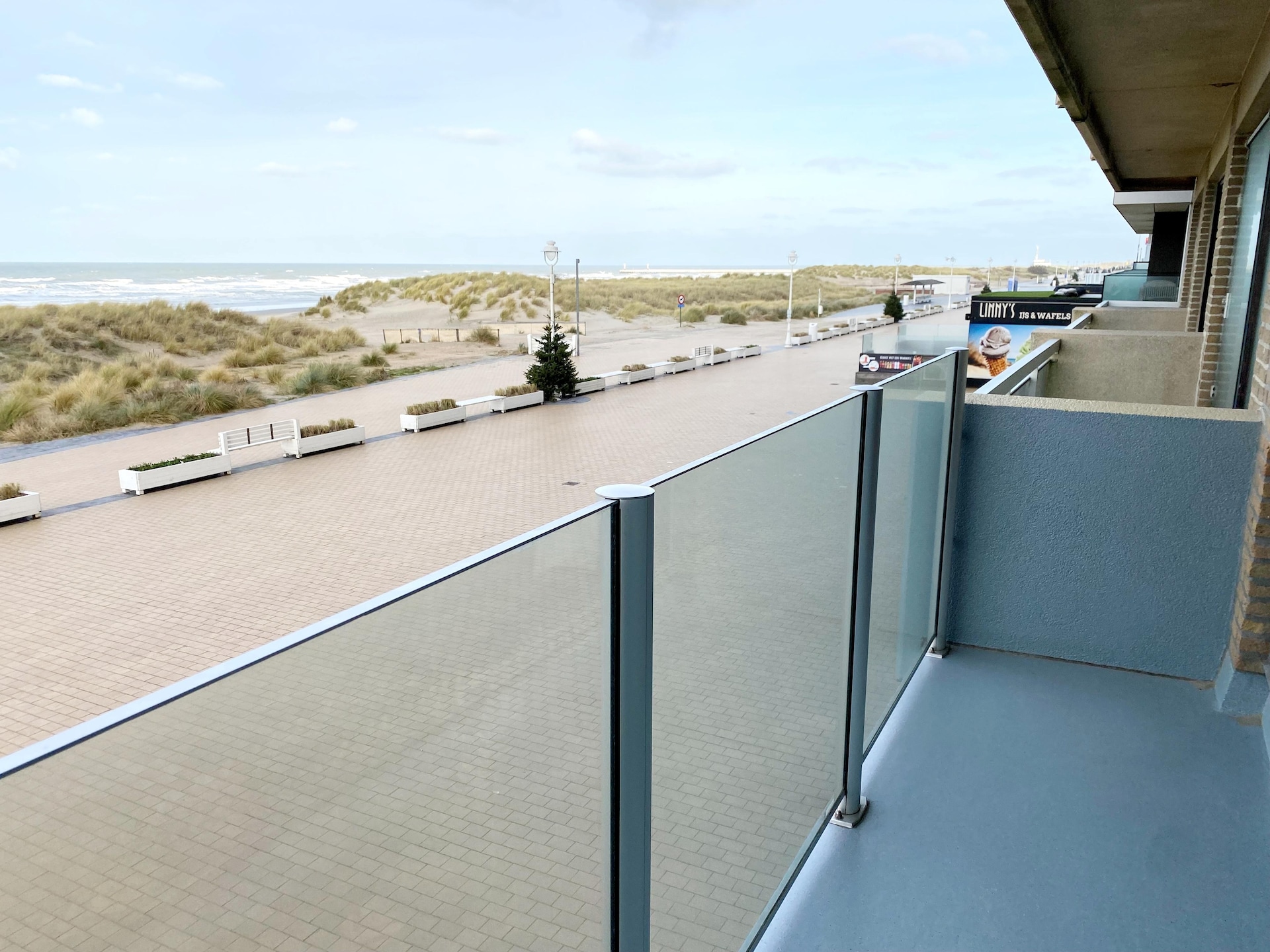 Licht appartement aan zee met garage en huisdier welkom in Nieuwpoort - foto 5