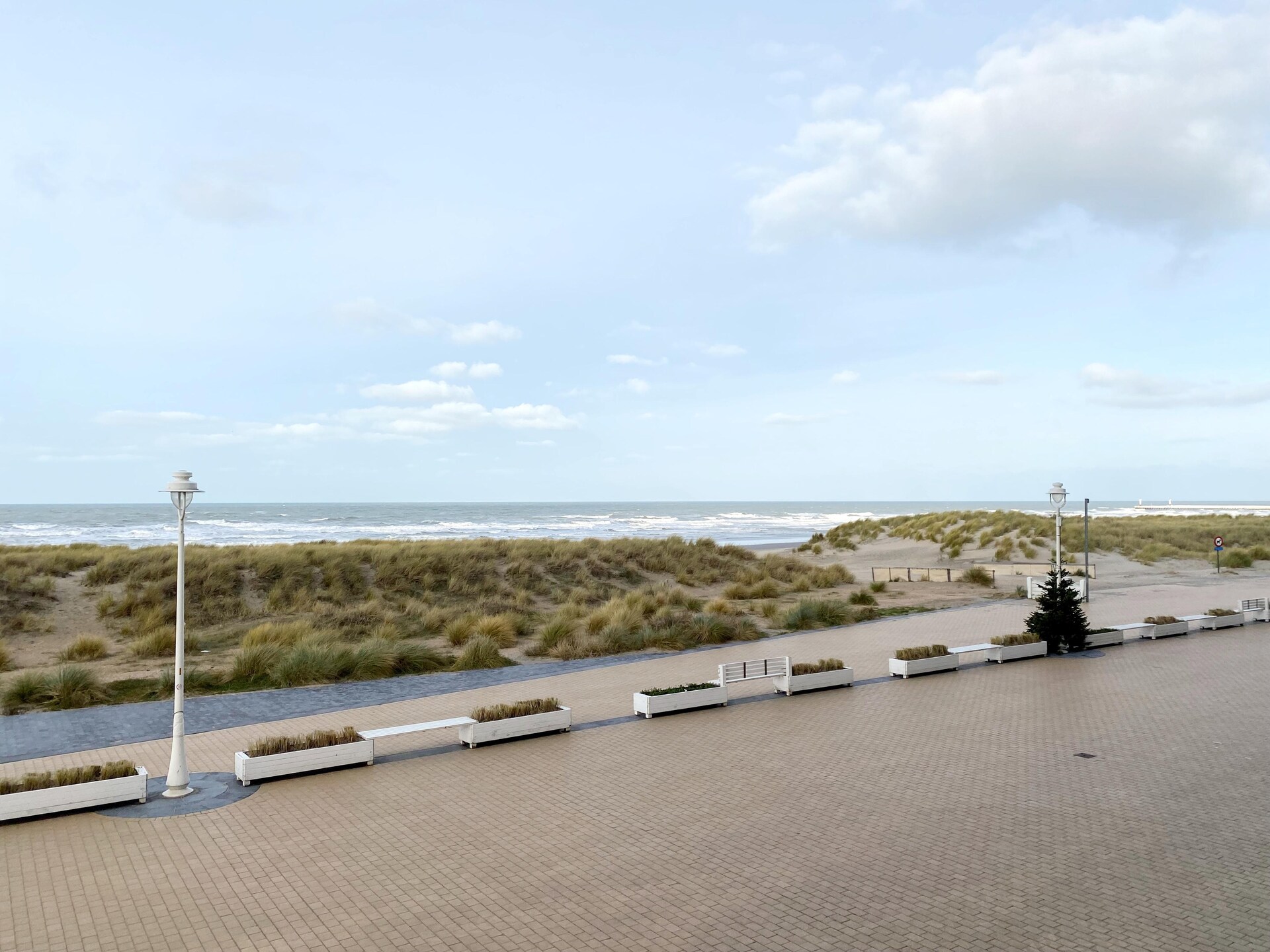 Licht appartement aan zee met garage en huisdier welkom in Nieuwpoort - foto 13
