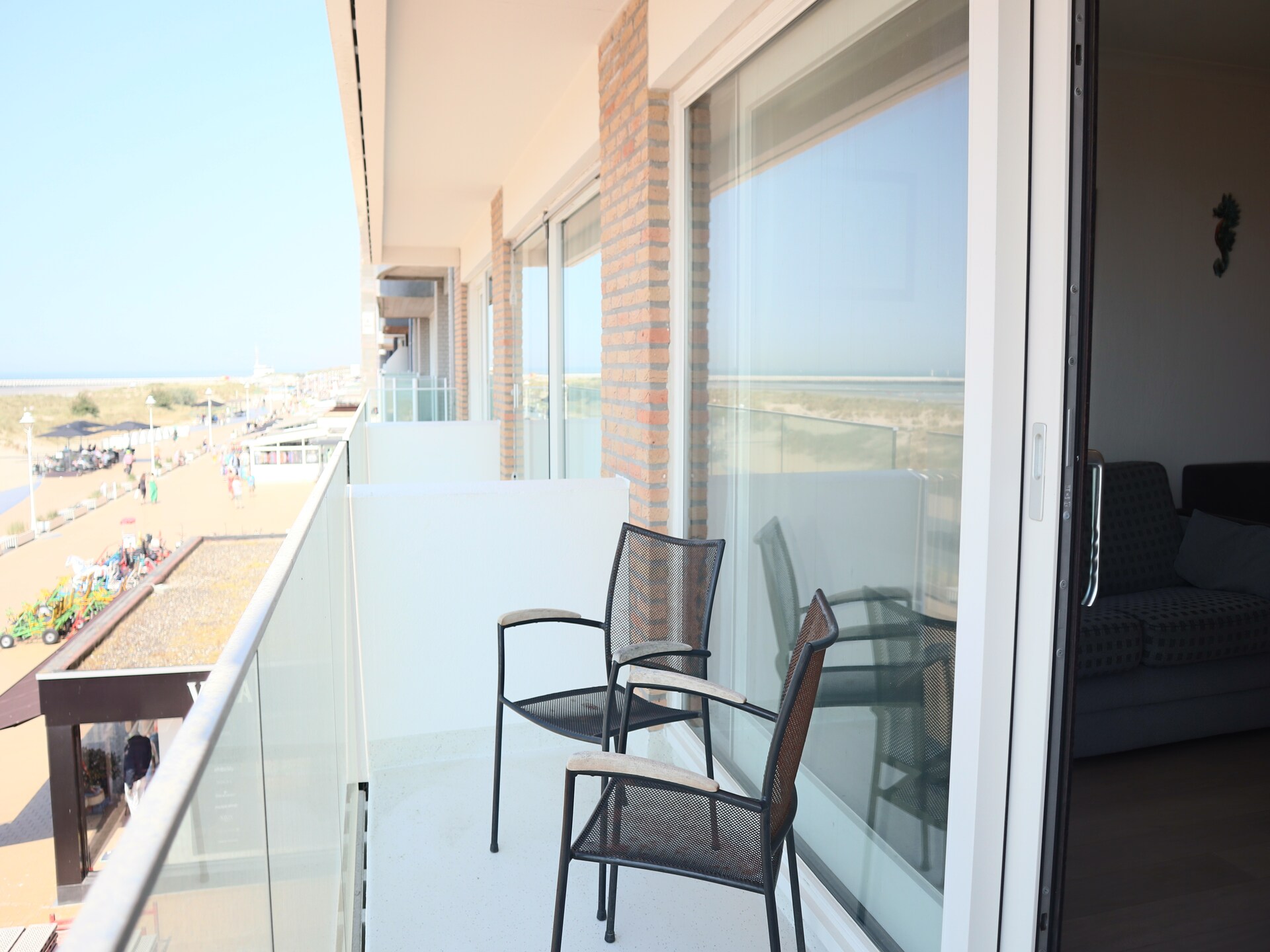 Zonovergoten appartement aan de zeedijk van Nieuwpoort met zeezicht - foto 4