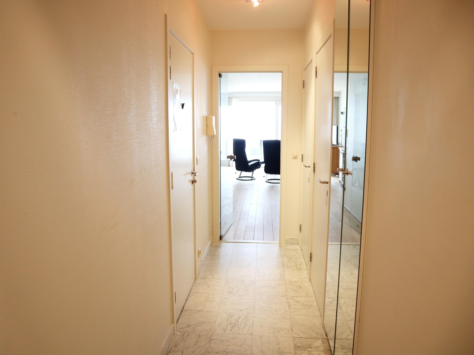 Elegant appartement aan de zeedijk met zeezicht voor 6 personen - foto 12