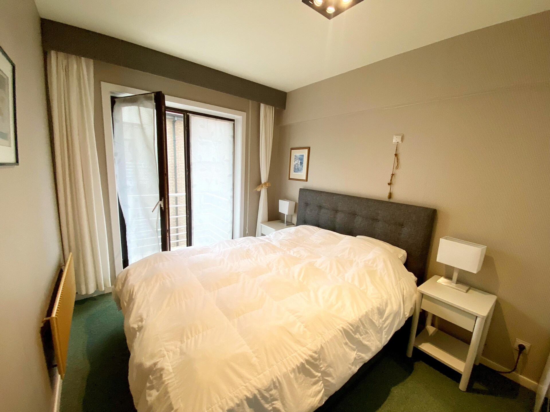 Gerenoveerd appartement op de zeedijk van Nieuwpoort met prachtig zeezicht - foto 3
