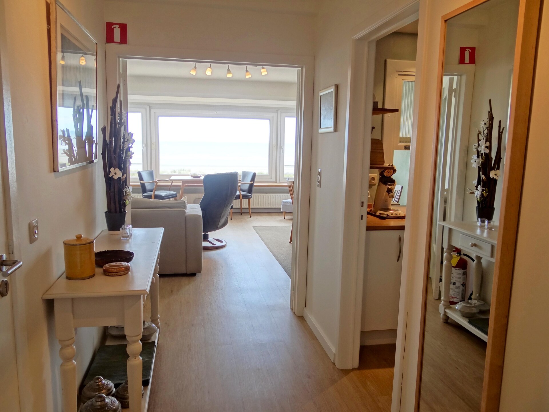 Licht hoekappartement op de Zeedijk met eindeloos zeezicht in Nieuwpoort - foto 11