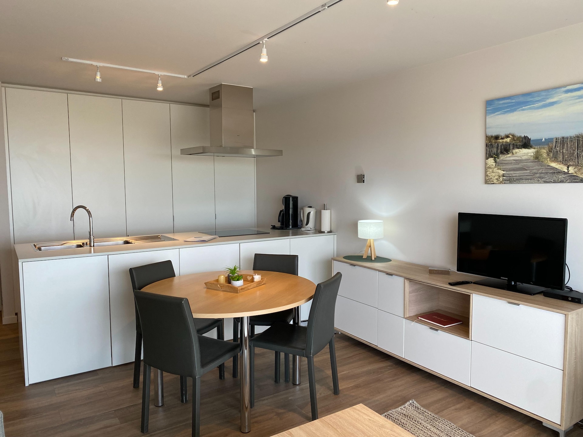 Licht appartement SUNFLOWER 102 aan de zeedijk in Nieuwpoort - foto 2
