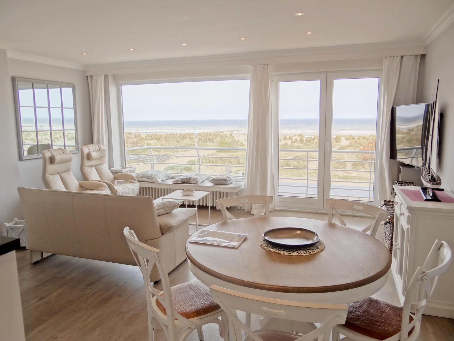 5-persoons appartement met zeezicht op de zeedijk van Nieuwpoort · 80 m² - foto 3