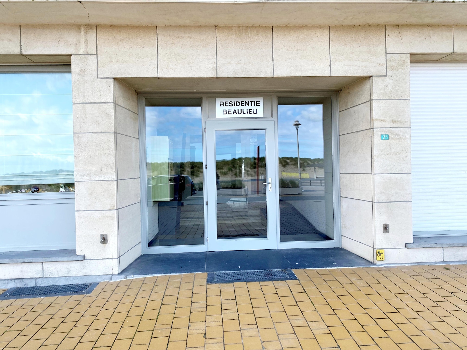 Ruim strandappartement voor 9 personen aan de zeewering van Nieuwpoort - foto 11