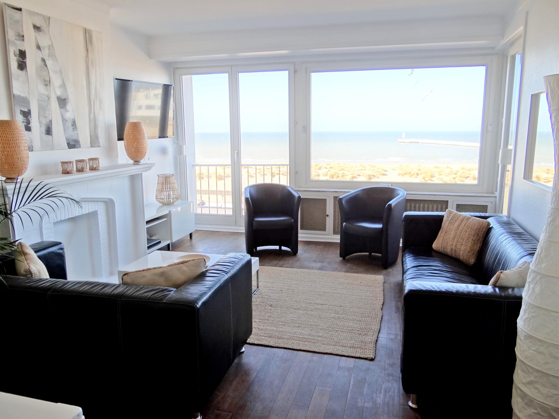 Ruim strandappartement voor 9 personen aan de zeewering van Nieuwpoort - foto 1