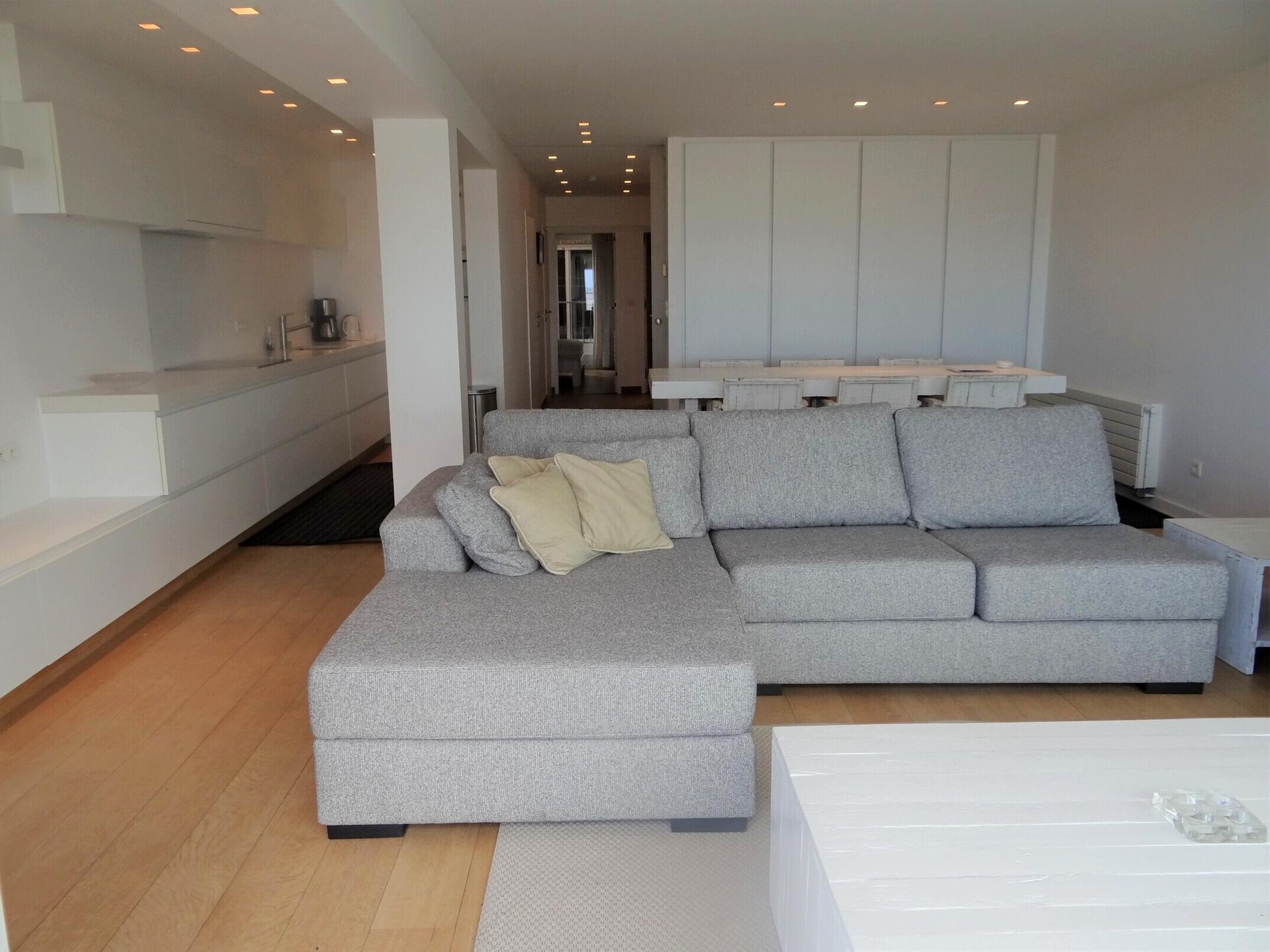 SUN BEACH I: Zonovergoten appartement aan de zeewering met zeezicht - foto 14
