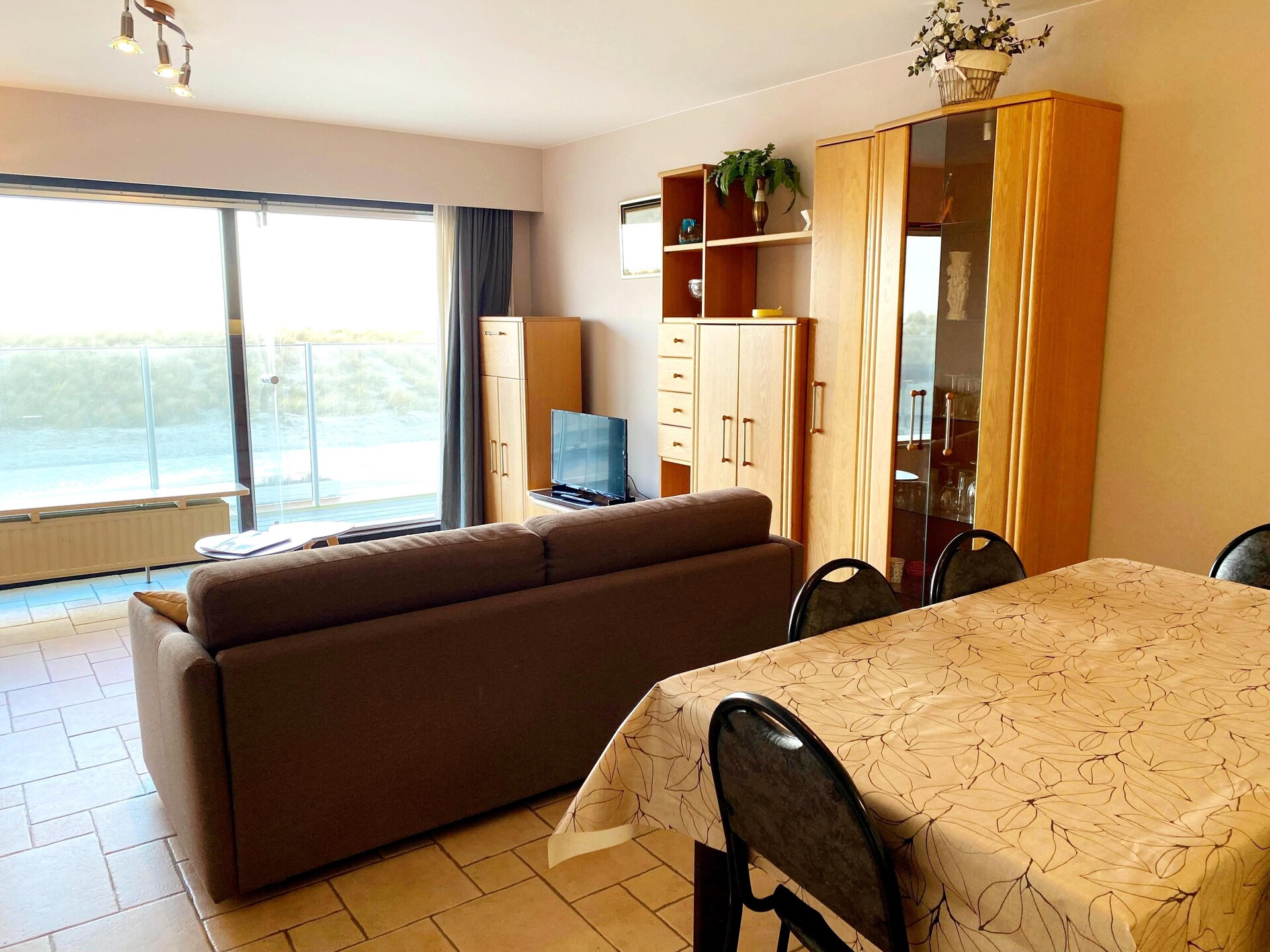 Appartement met panoramisch zeezicht op de zeewering van Nieuwpoort - foto 18