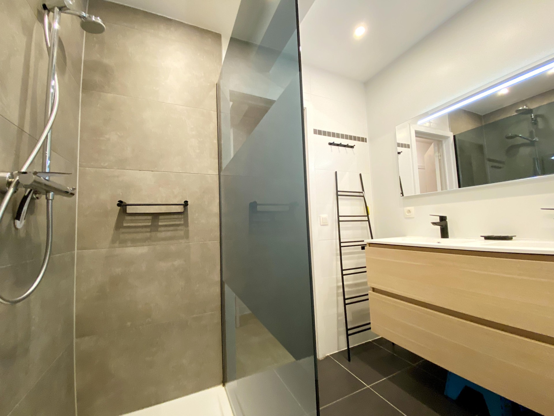6-persoons appartement met zeezicht op de zeedijk van Nieuwpoort · 6 pers. - foto 15
