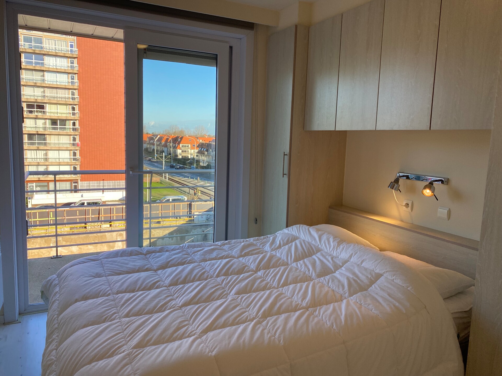 Zonnig hoekappartement met terras in hartje Nieuwpoort, vlakbij strand - foto 13