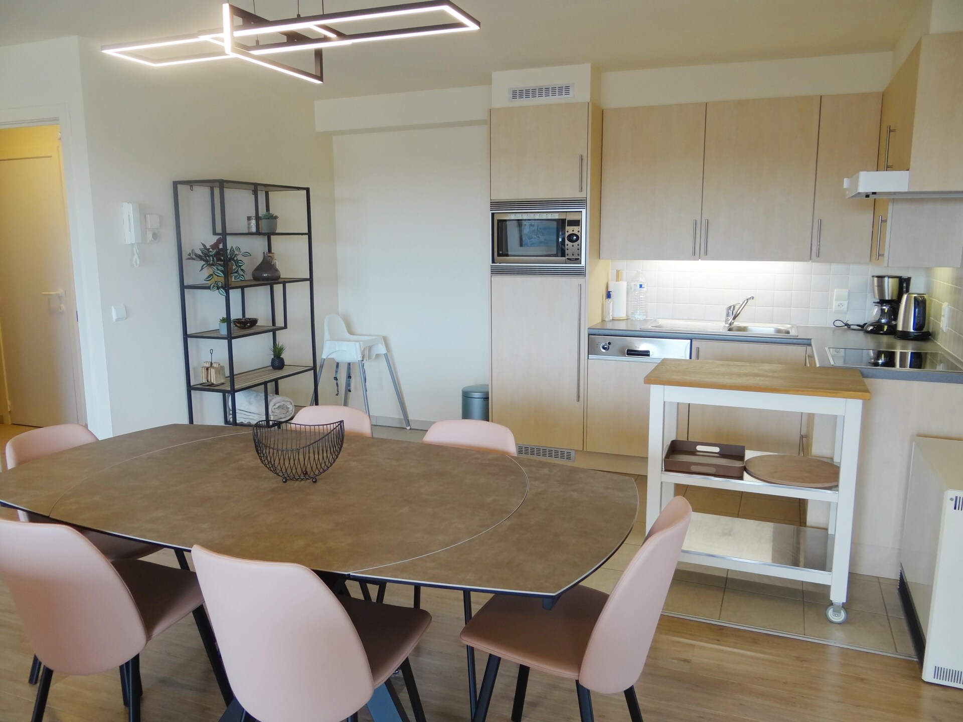 Zonnig hoekappartement met terras in hartje Nieuwpoort, vlakbij strand - foto 8