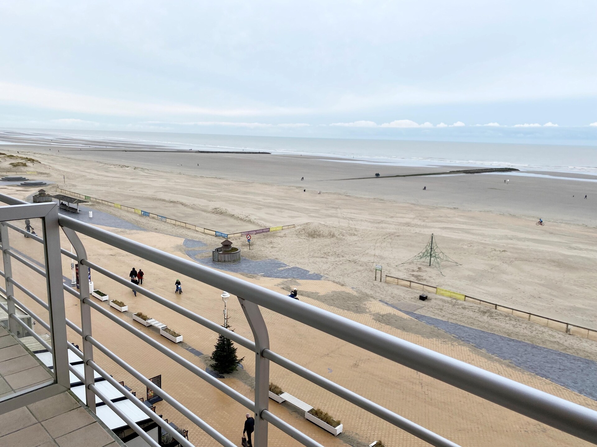 6-persoons appartement aan de zeewering van Nieuwpoort - foto 4