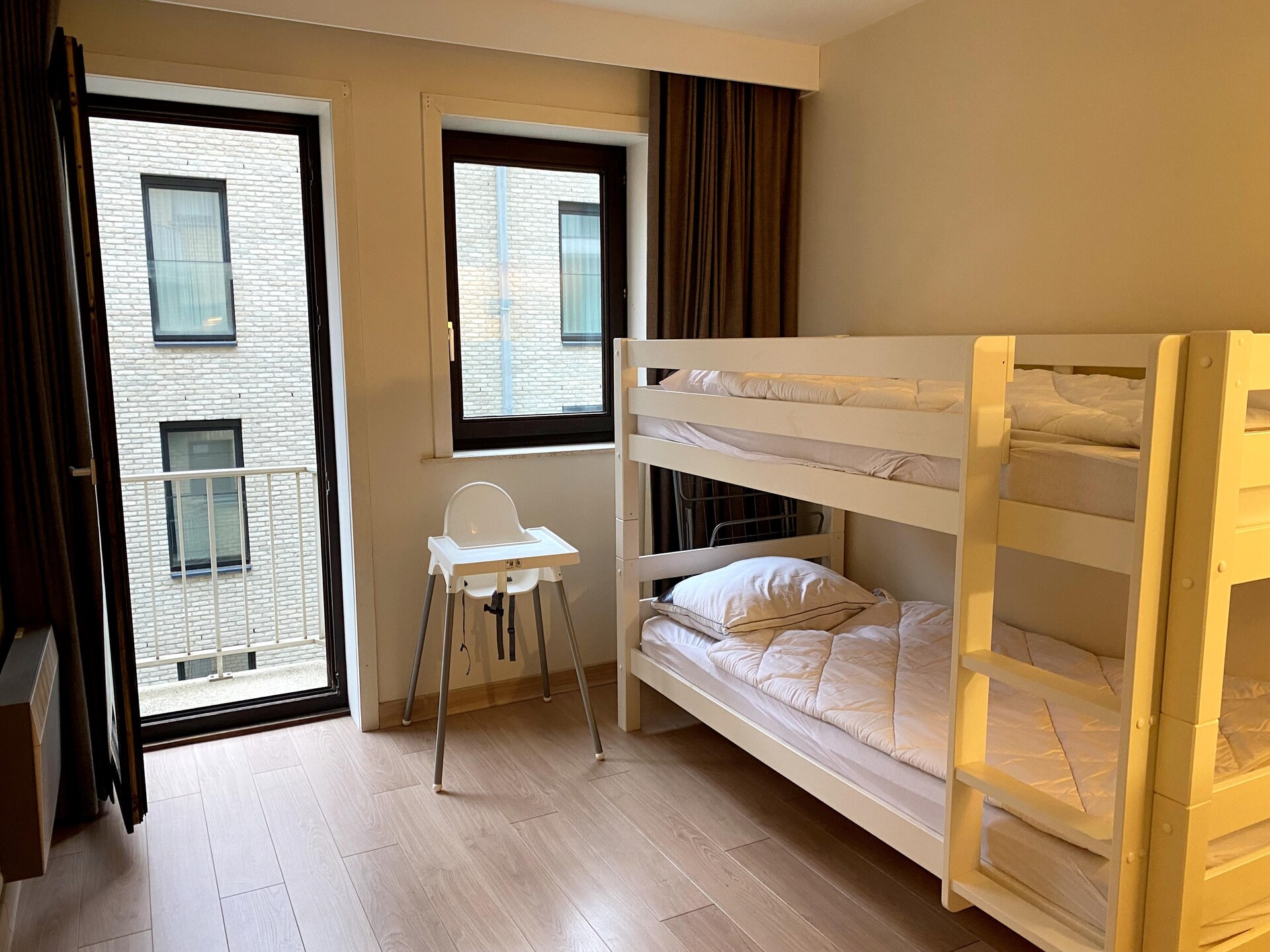 Ruim zeezichtappartement aan de kust van Nieuwpoort met 2 slaapkamers - foto 12