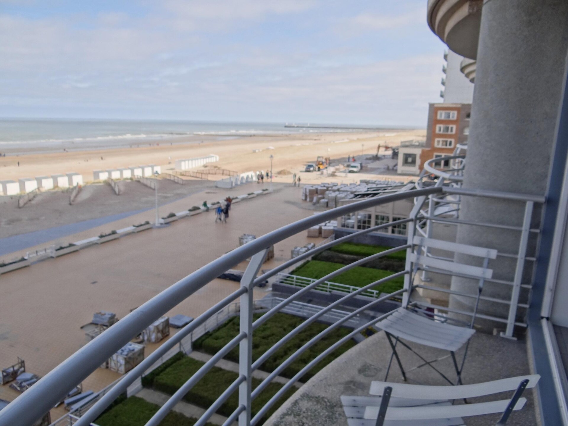 Appartement met zeezicht en terras direct aan het strand van Nieuwpoort - foto 4