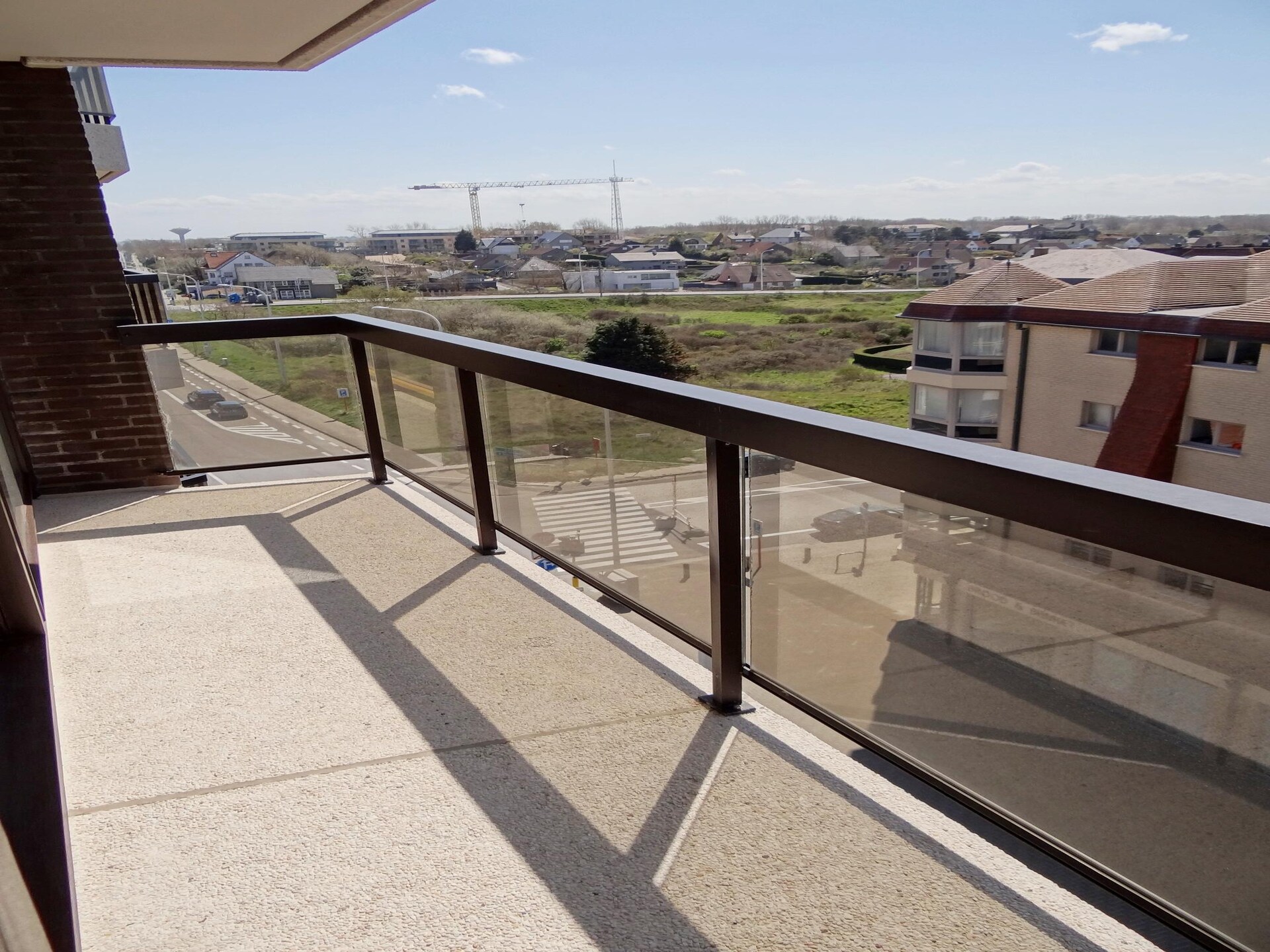 Luxe hoekappartement met zeezicht en golfbaan in Nieuwpoort - foto 5
