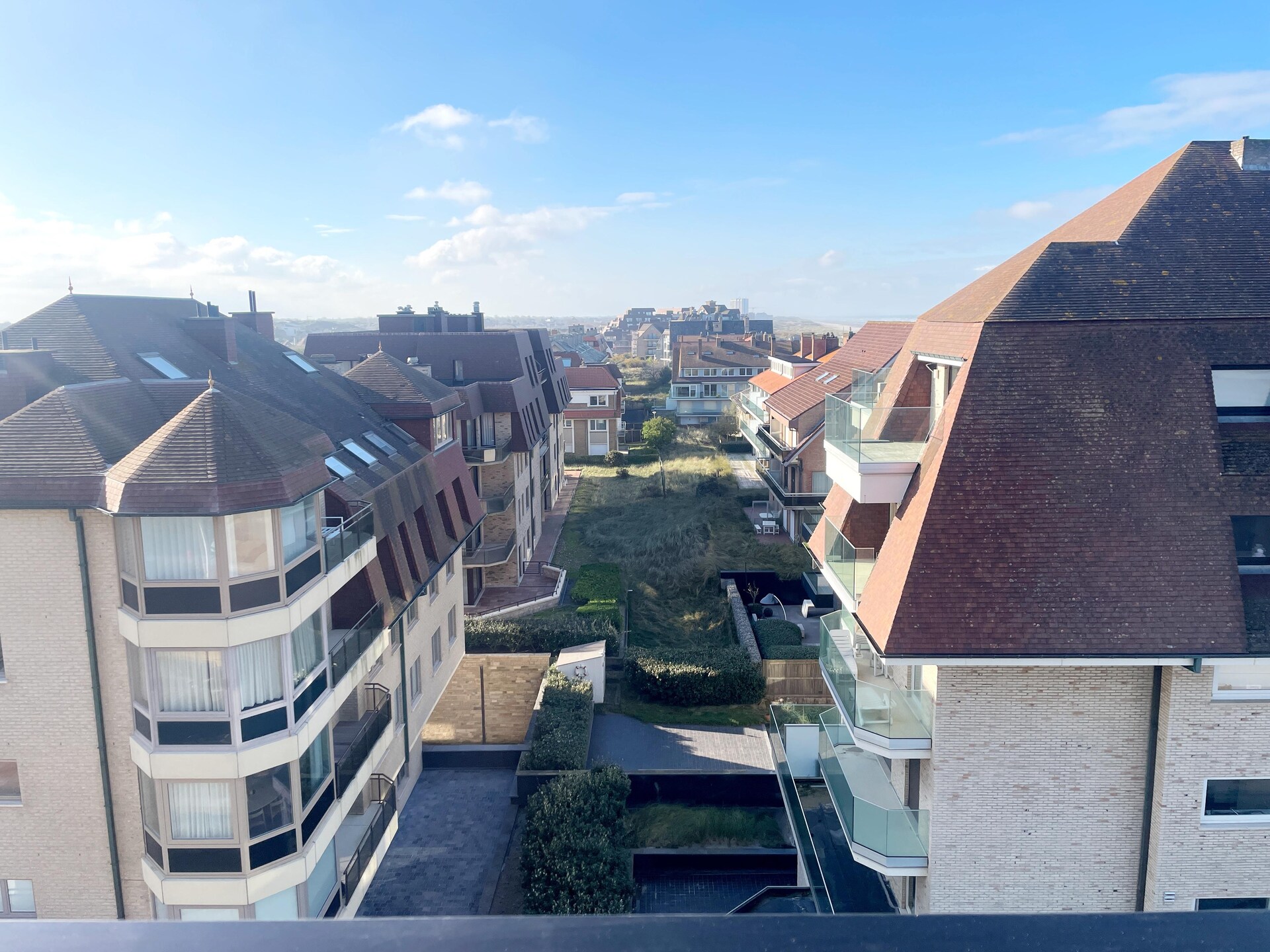 Luxe hoekappartement met zeezicht en golfbaan in Nieuwpoort - foto 20