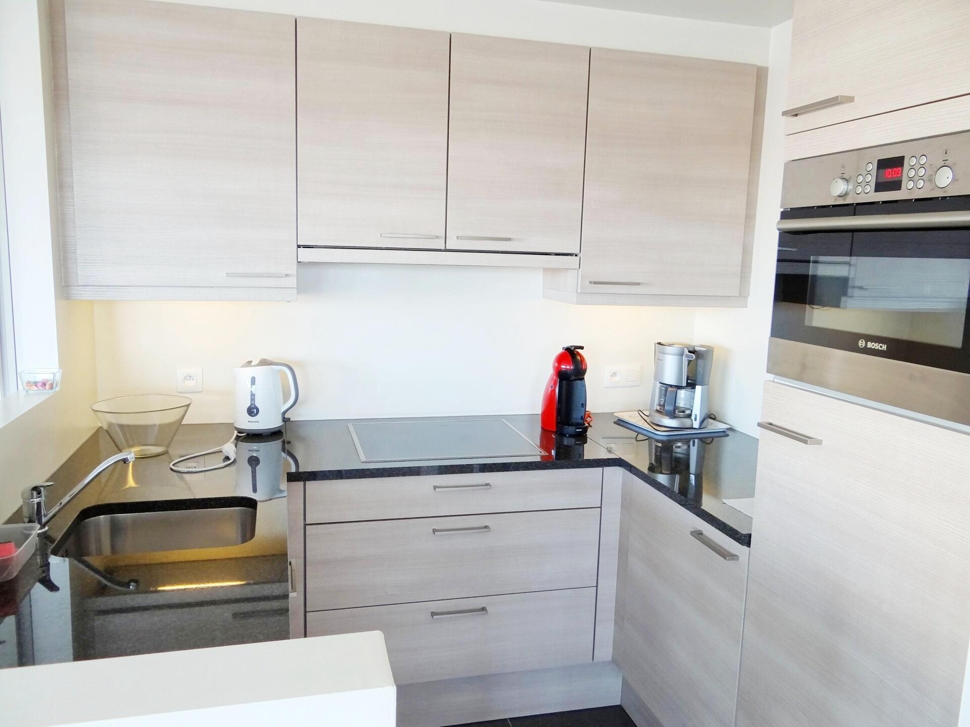 Hoekappartement met 2 slaapkamers in hartje Nieuwpoort - foto 4