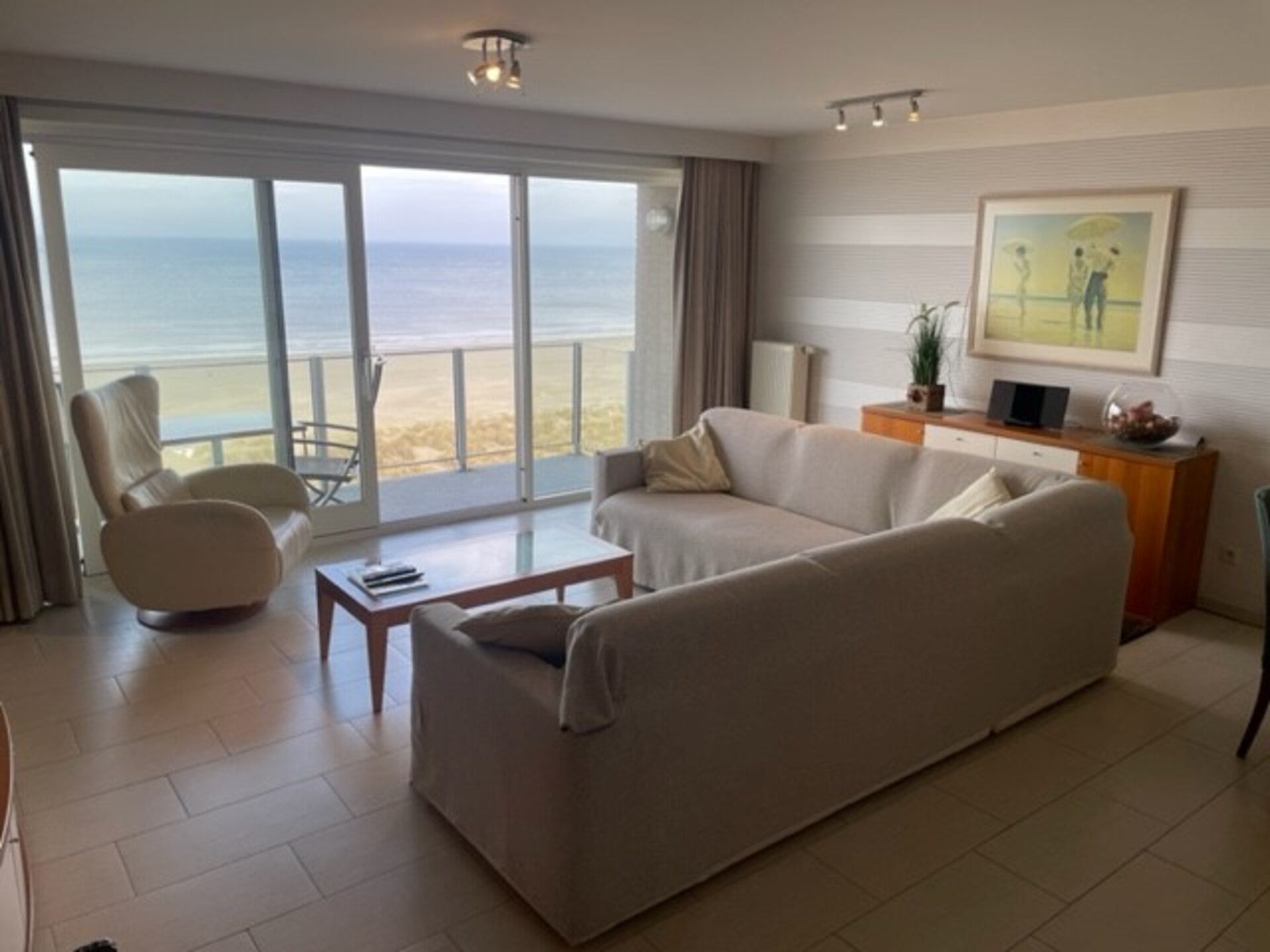 Licht appartement met zeezicht en terras aan de zeedijk van Nieuwpoort - foto 9