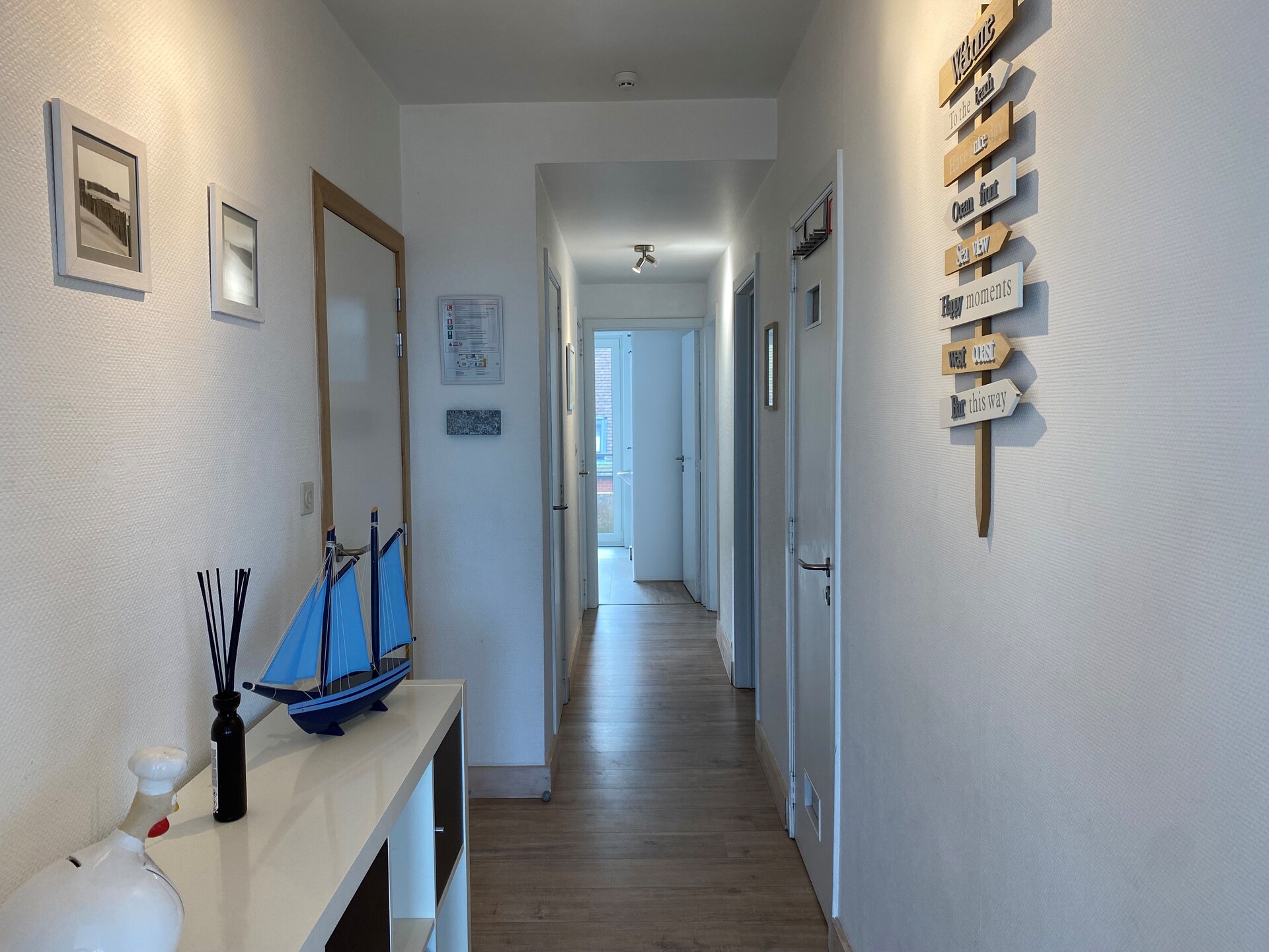 Ruim appartement met 3 slaapkamers en zeezicht op de zeewering van Nieuwpoort - foto 9