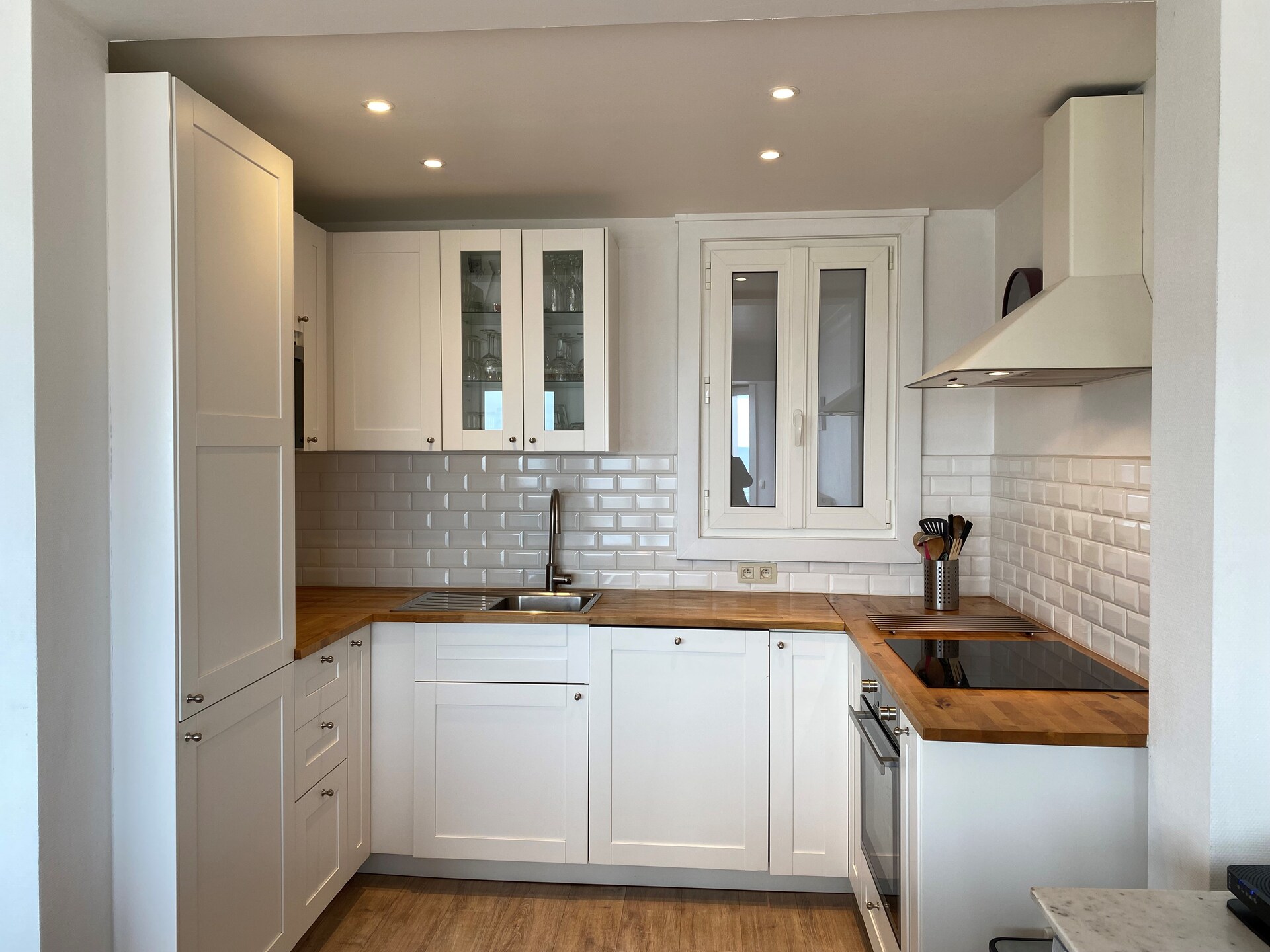 Ruim appartement met 3 slaapkamers en zeezicht op de zeewering van Nieuwpoort - foto 3