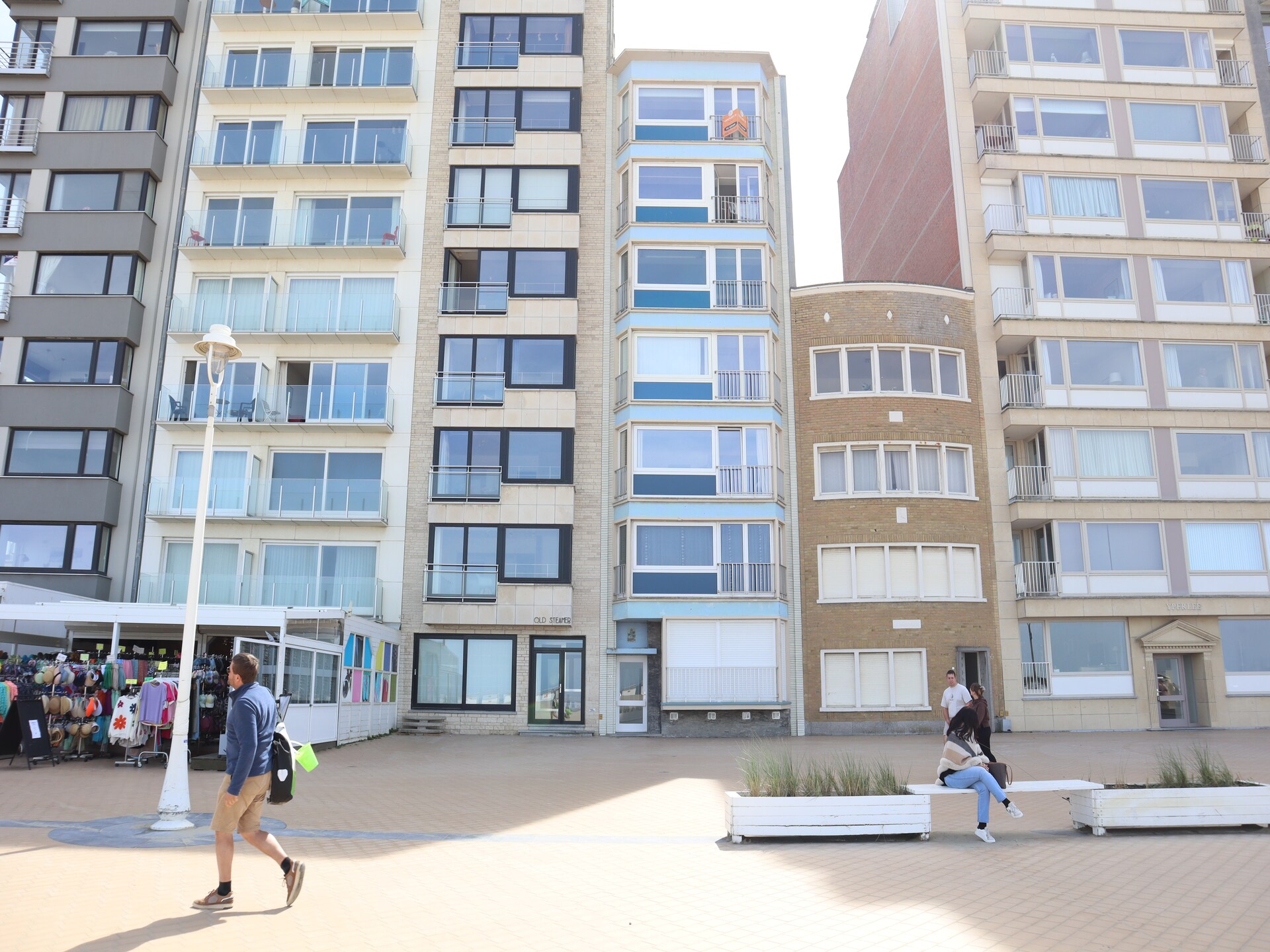 Ruim appartement met 3 slaapkamers en zeezicht op de zeewering van Nieuwpoort - foto 6