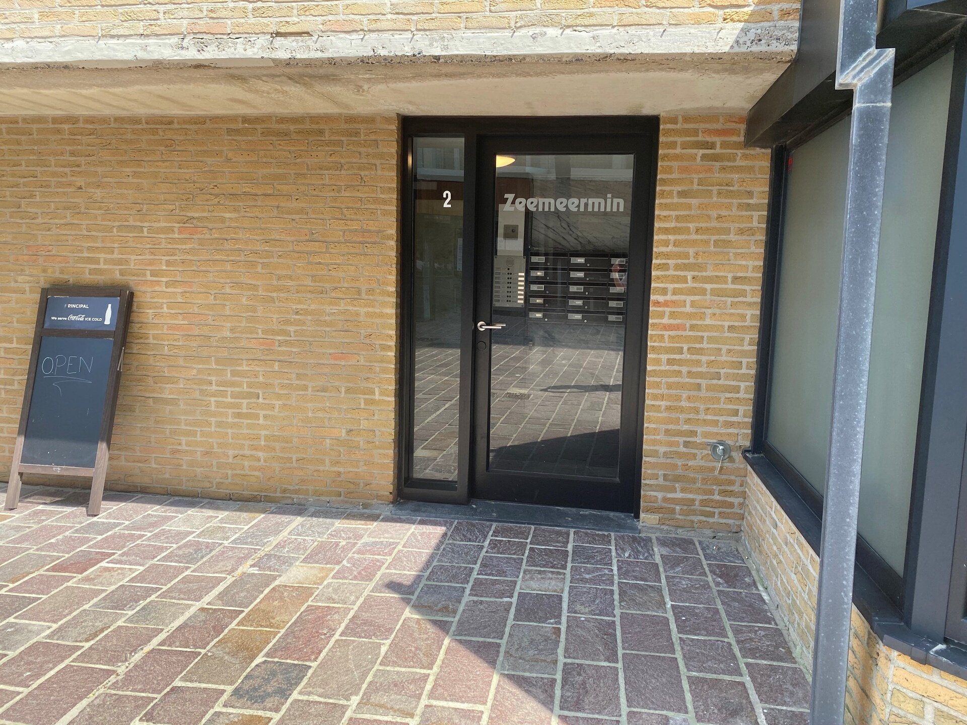 ZEEMEERMIN 502: Stijlvol appartement met zeezicht aan de Nieuwpoortse dijk - foto 8