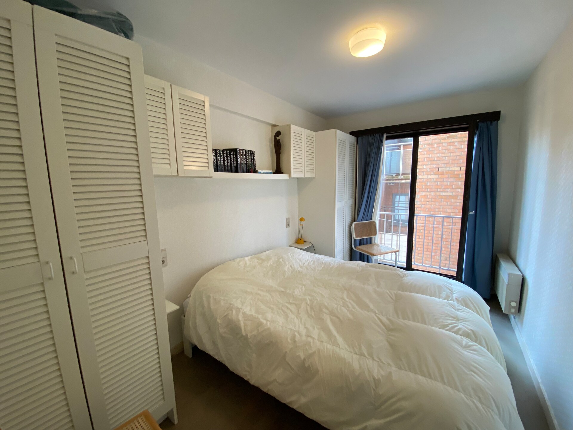 ZEEMEERMIN 502: Stijlvol appartement met zeezicht aan de Nieuwpoortse dijk - foto 4