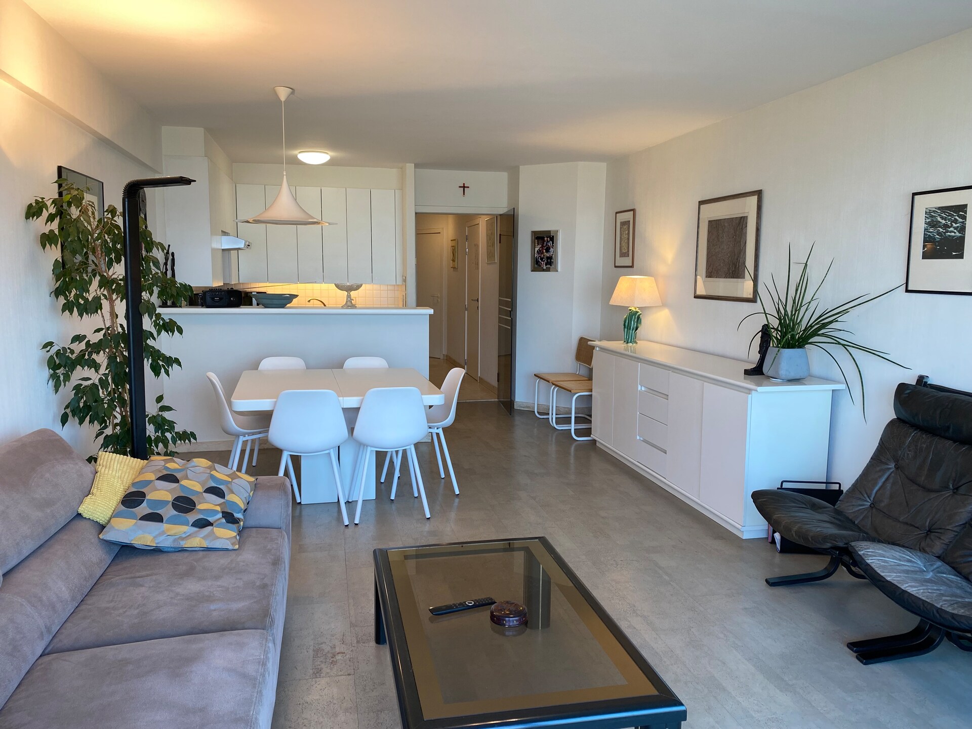 ZEEMEERMIN 502: Stijlvol appartement met zeezicht aan de Nieuwpoortse dijk - foto 7