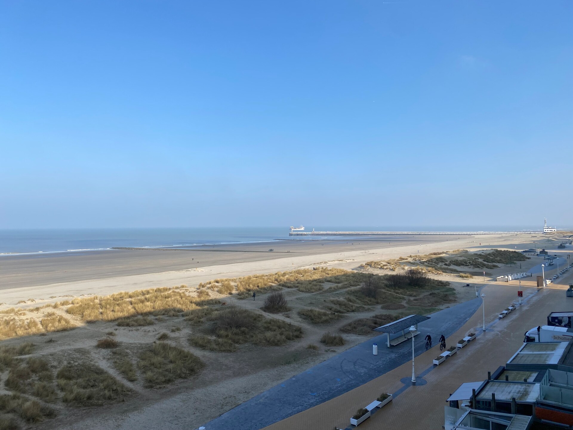 ZEEMEERMIN 502: Stijlvol appartement met zeezicht aan de Nieuwpoortse dijk - foto 17