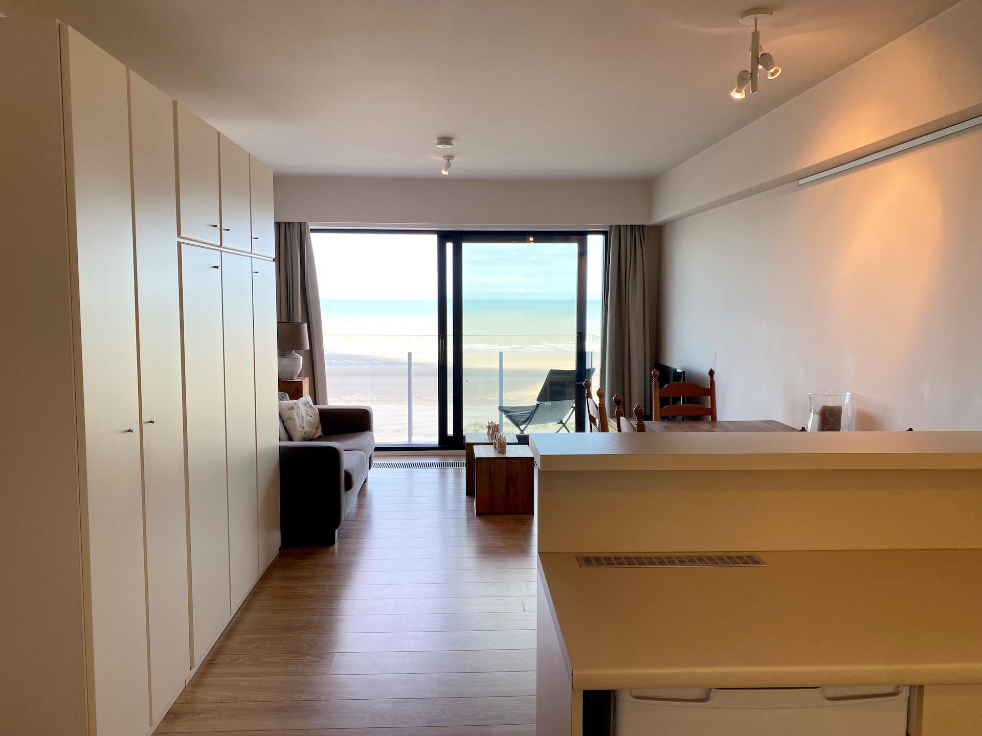 Compact 4-persoons appartement aan de zeewering van Nieuwpoort - foto 9