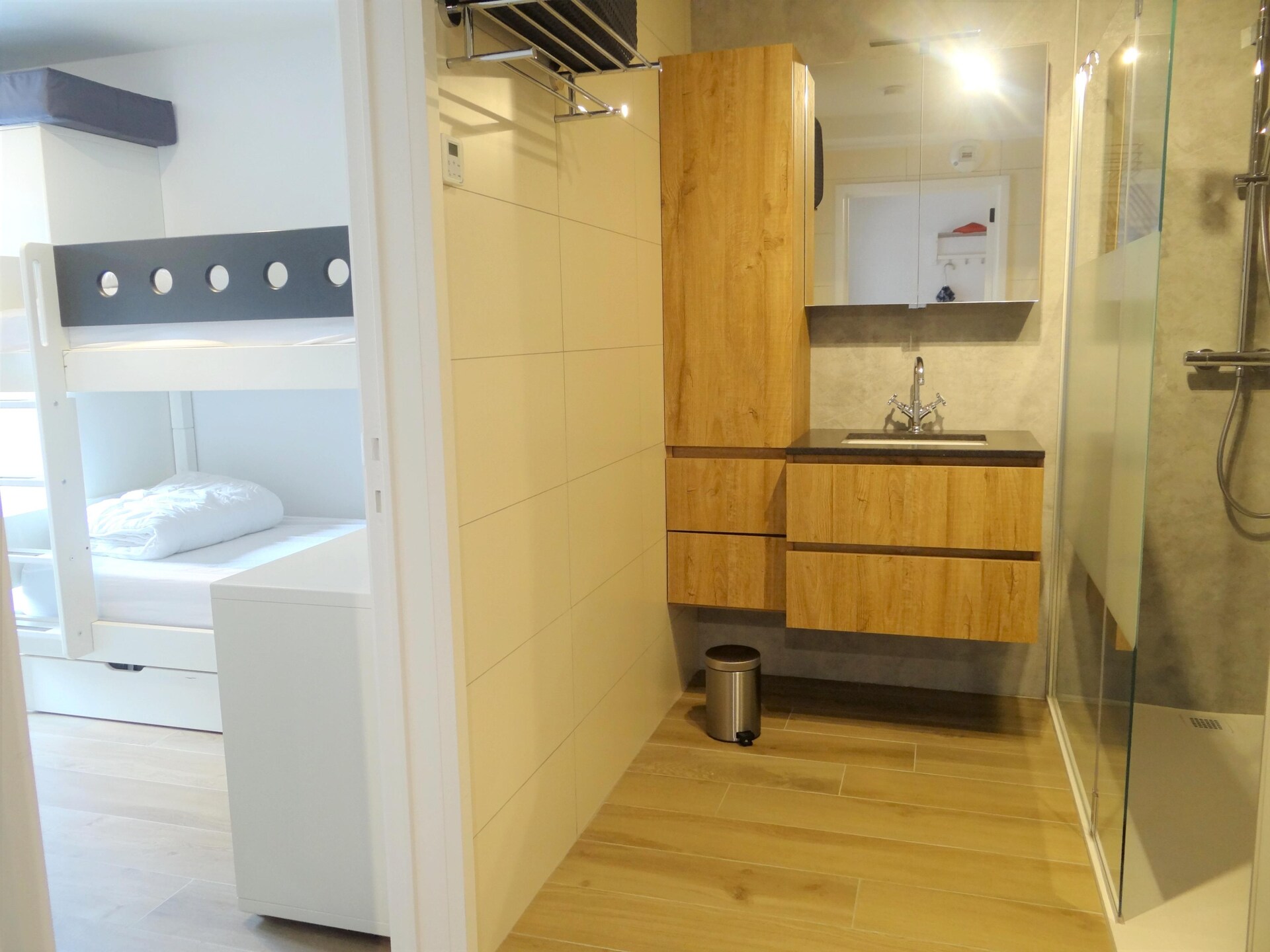 Gezinsappartement met zonneterras in hartje Nieuwpoort, vlakbij strand - foto 13