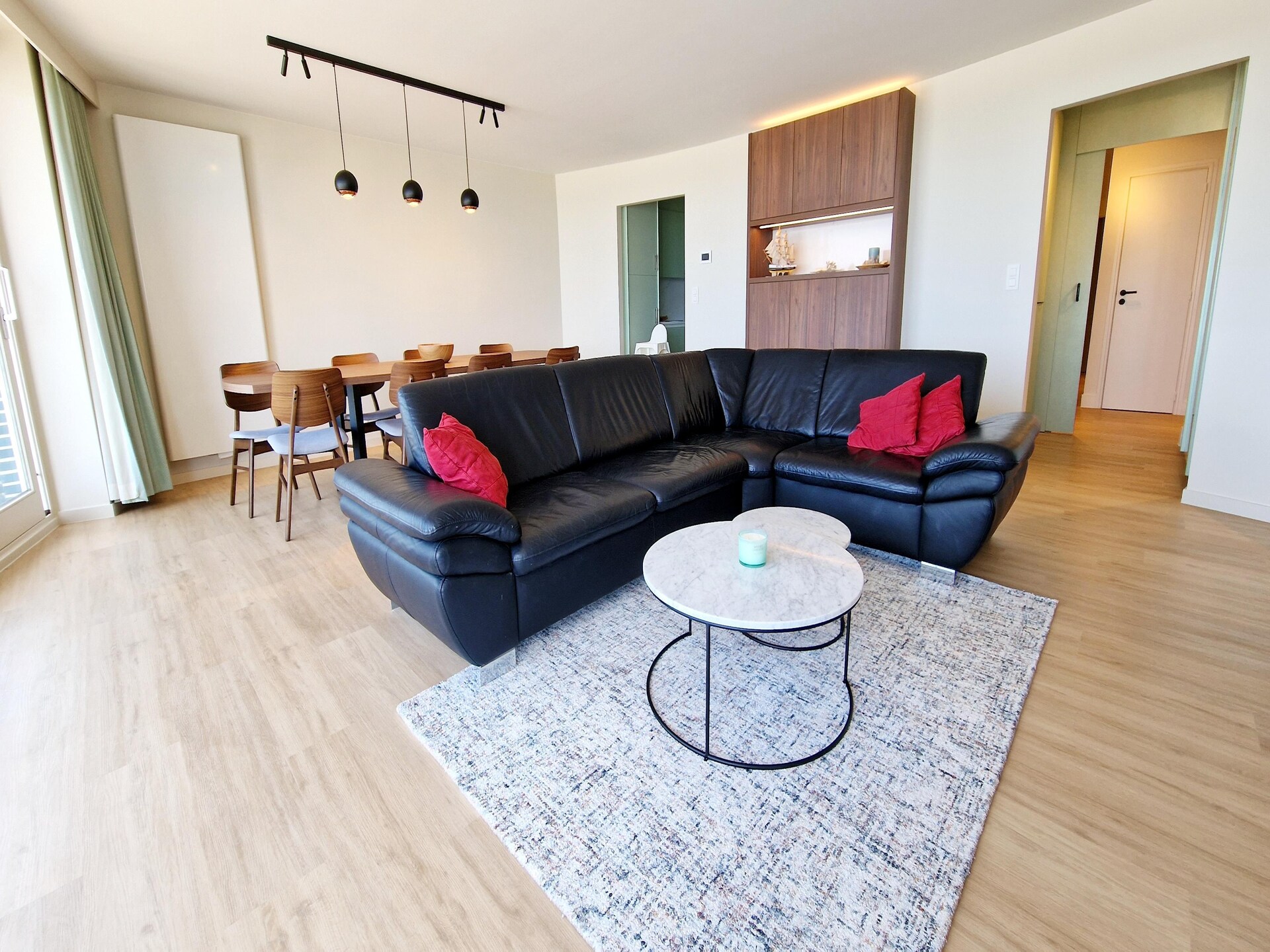 Luxe appartement direct aan zee met panoramisch uitzicht in Nieuwpoort - foto 1