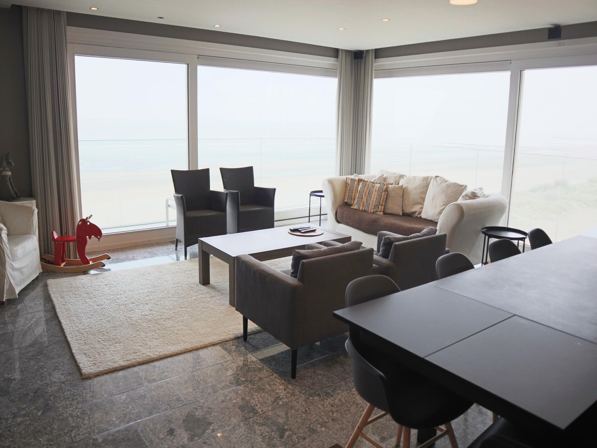 8-persoons hoekappartement met zeezicht aan de zeewering in Nieuwpoort - foto 13